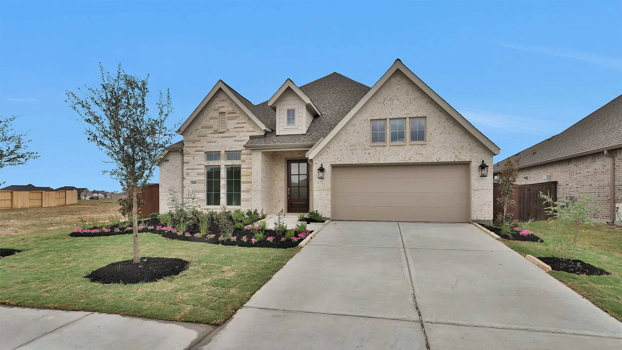 Property Slideshow image 18 of 22 | 9410 turnstone dr, Manvel, TX, 77578