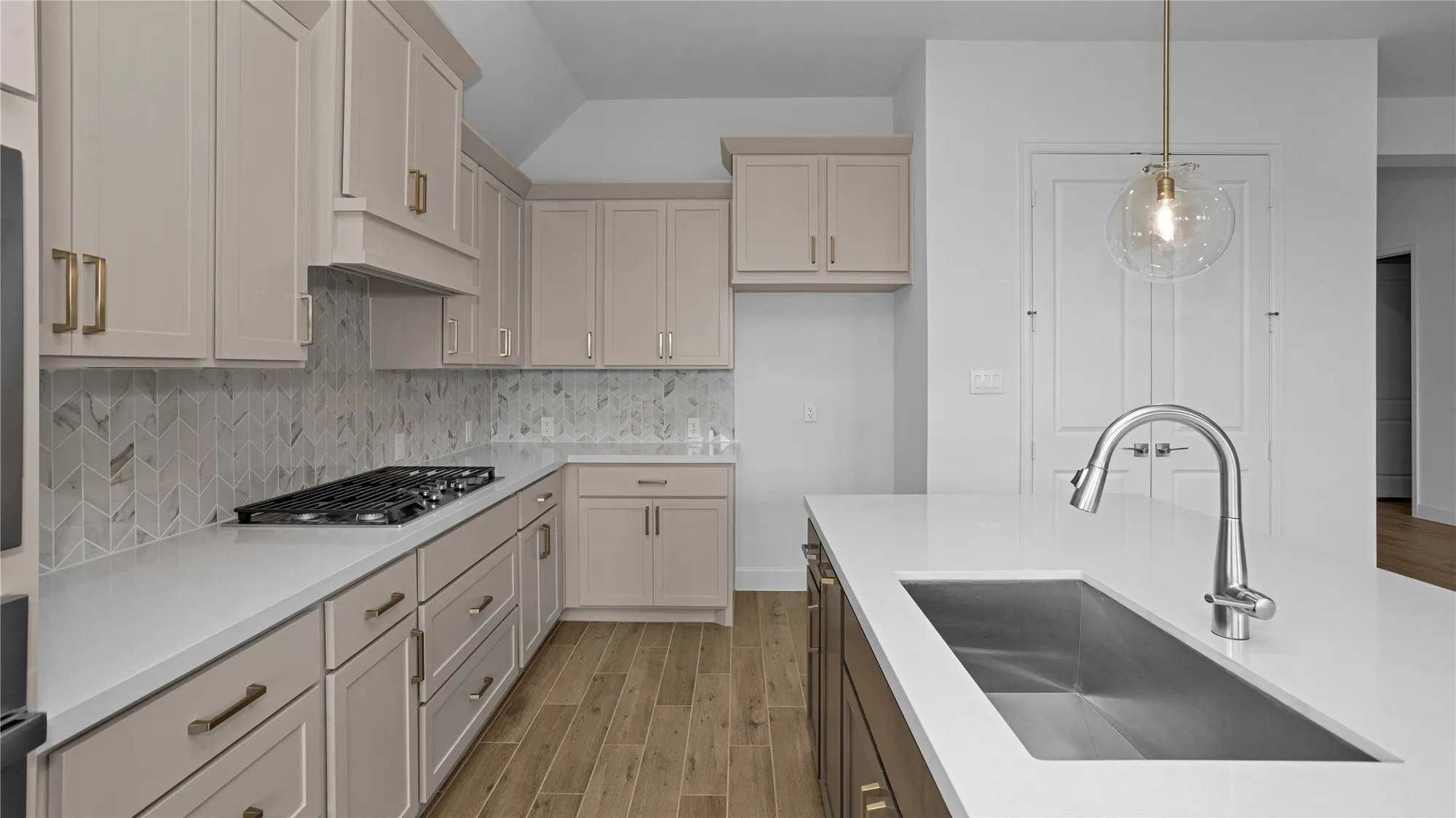 Property Slideshow image 9 of 22 | 9410 turnstone dr, Manvel, TX, 77578