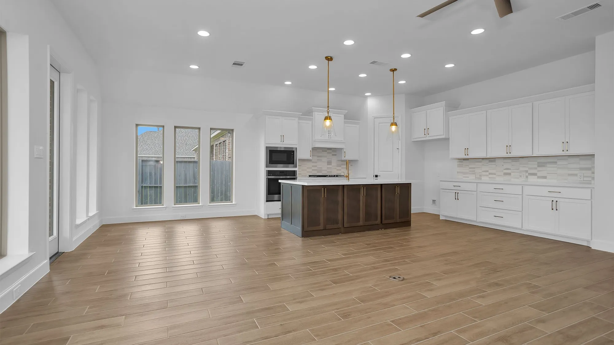 Property Slideshow image 4 of 18 | 9514 turnstone dr, Manvel, TX, 77578