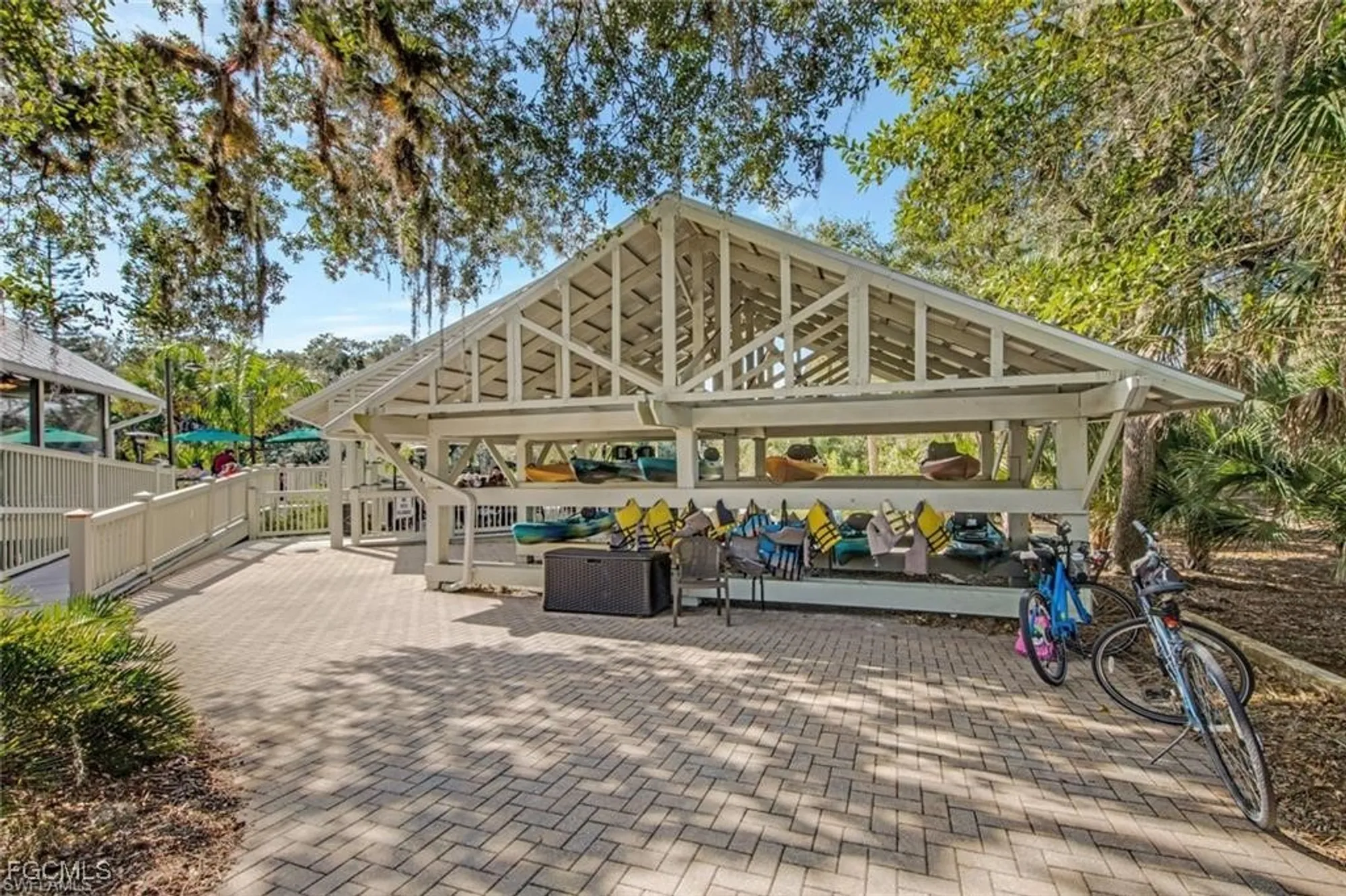 Property Slideshow image 44 of 50 | 11941 bramble cove dr, Fort Myers, FL, 33905