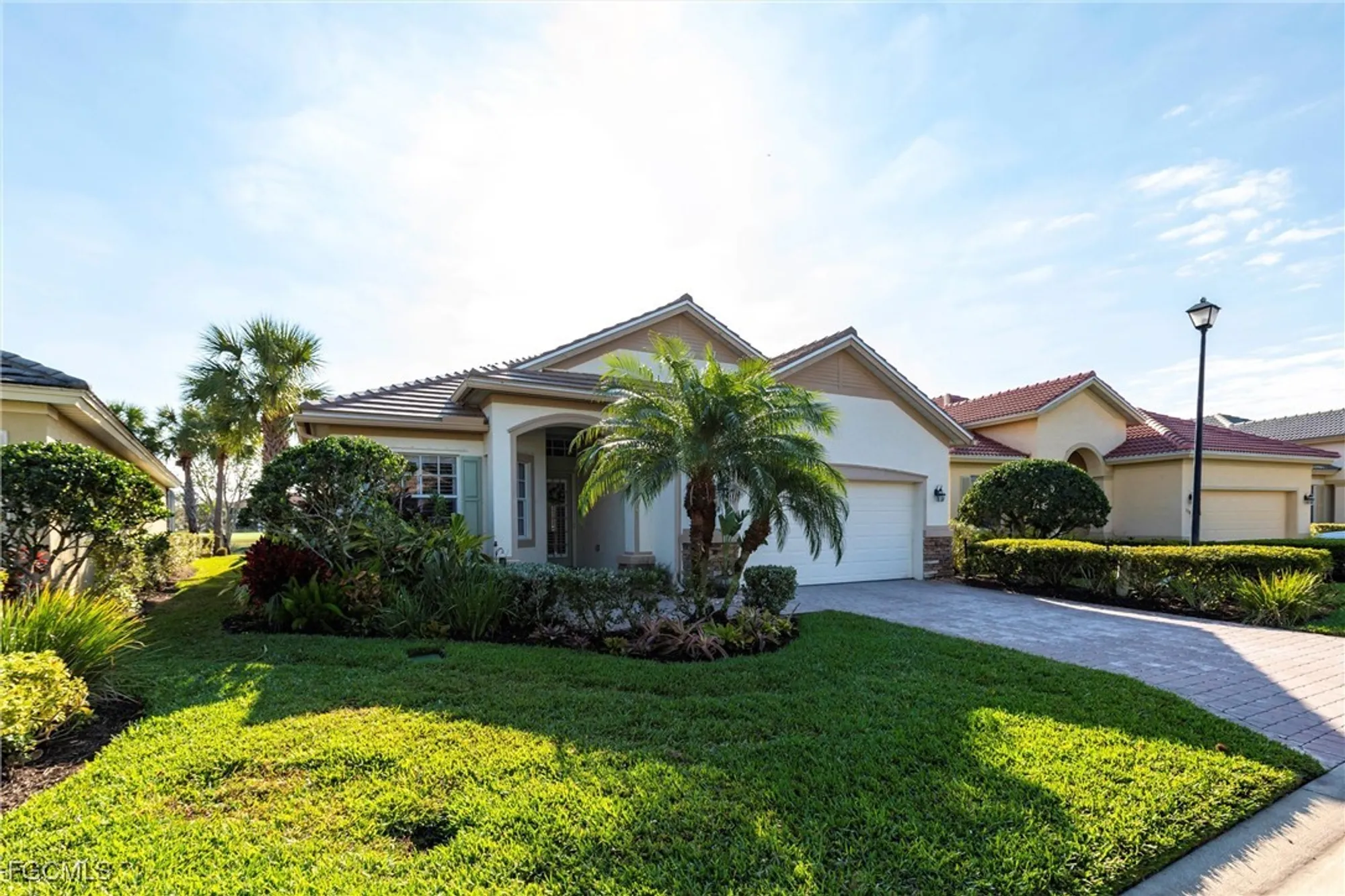Property Slideshow image 4 of 50 | 11941 bramble cove dr, Fort Myers, FL, 33905