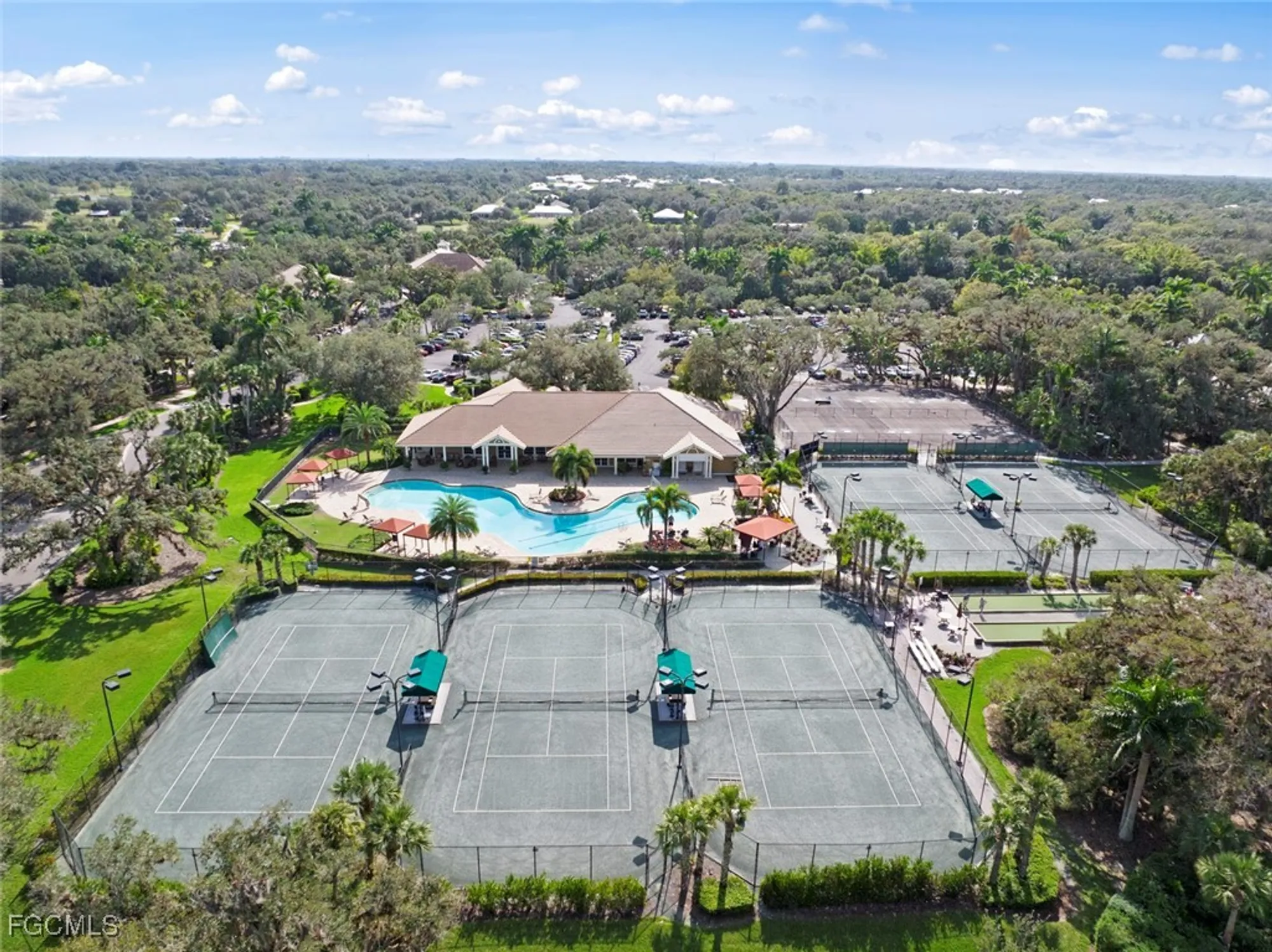 Property Slideshow image 42 of 50 | 11941 bramble cove dr, Fort Myers, FL, 33905