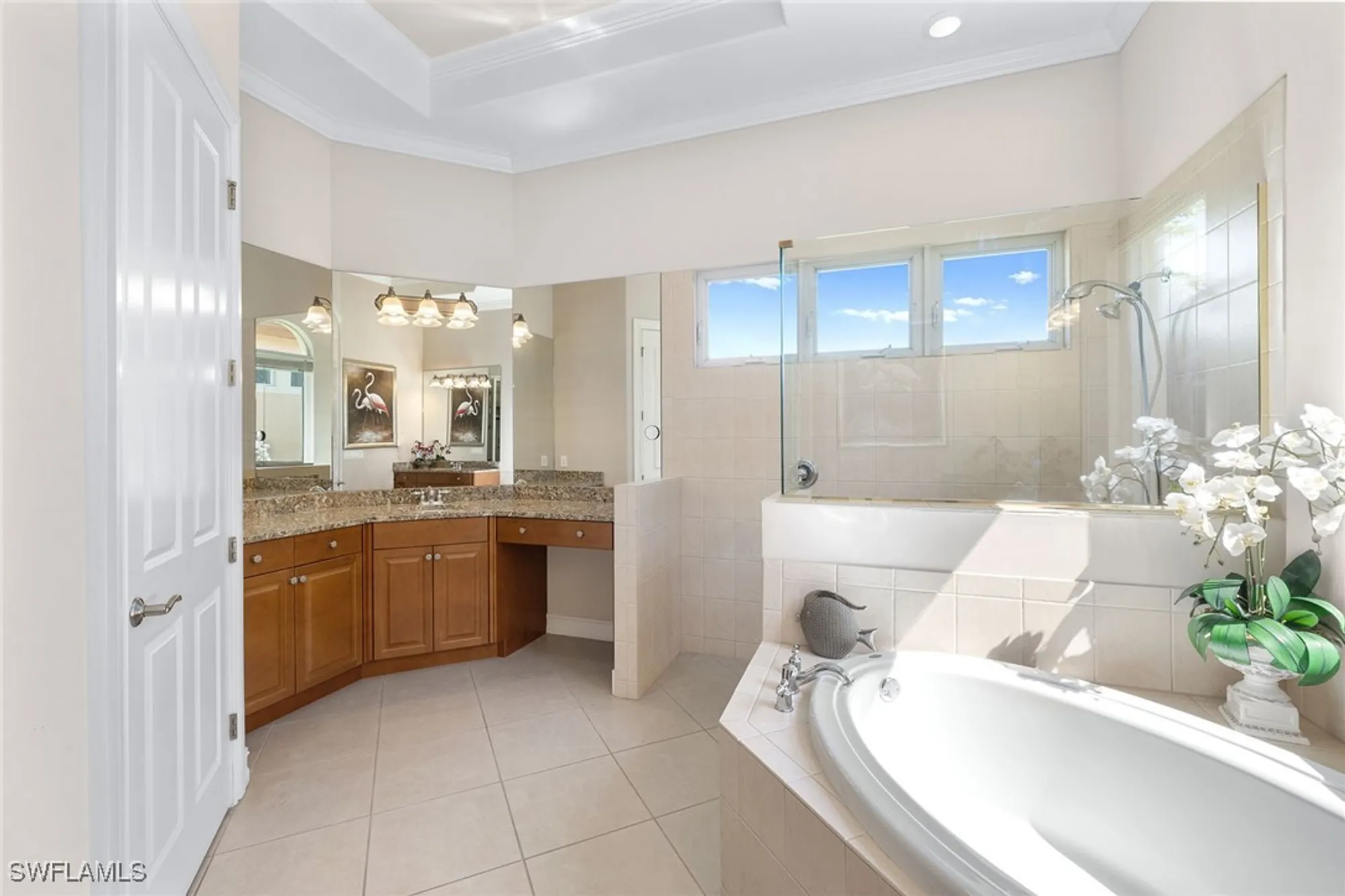 Property Slideshow image 18 of 50 | 8894 shenendoah cir, Naples, FL, 34113