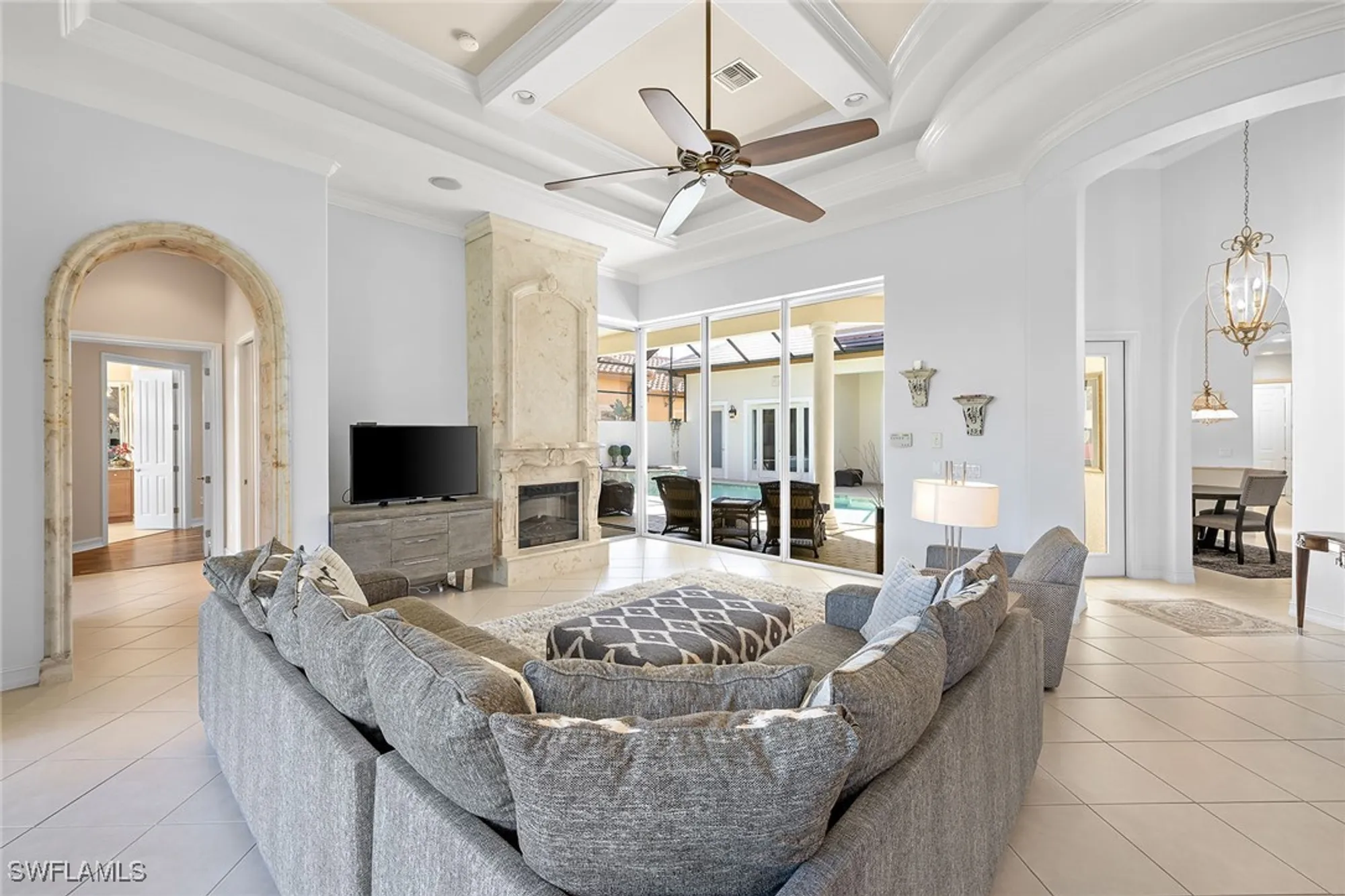 Property Slideshow image 3 of 50 | 8894 shenendoah cir, Naples, FL, 34113