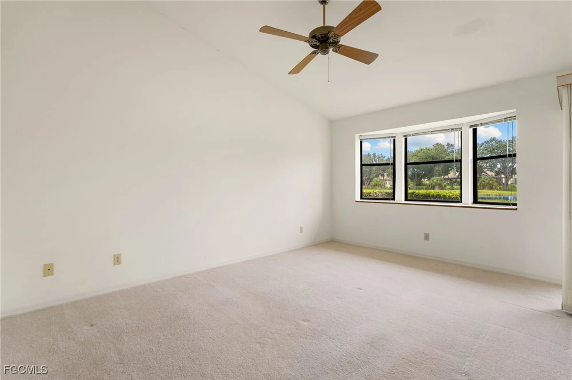 Property Slideshow image 12 of 50 | 12787 cold stream dr, Fort Myers, FL, 33912