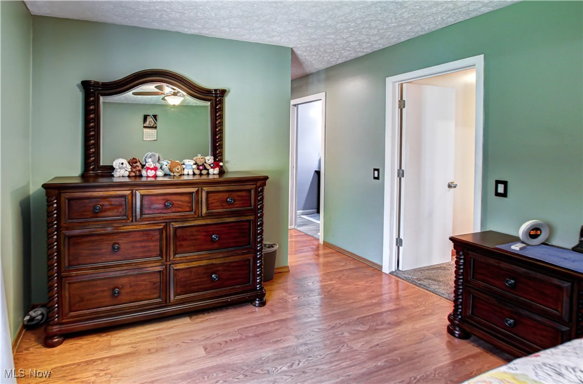 Property Slideshow image 15 of 34 | 9829 plum brook ln, Strongsville, OH, 44149