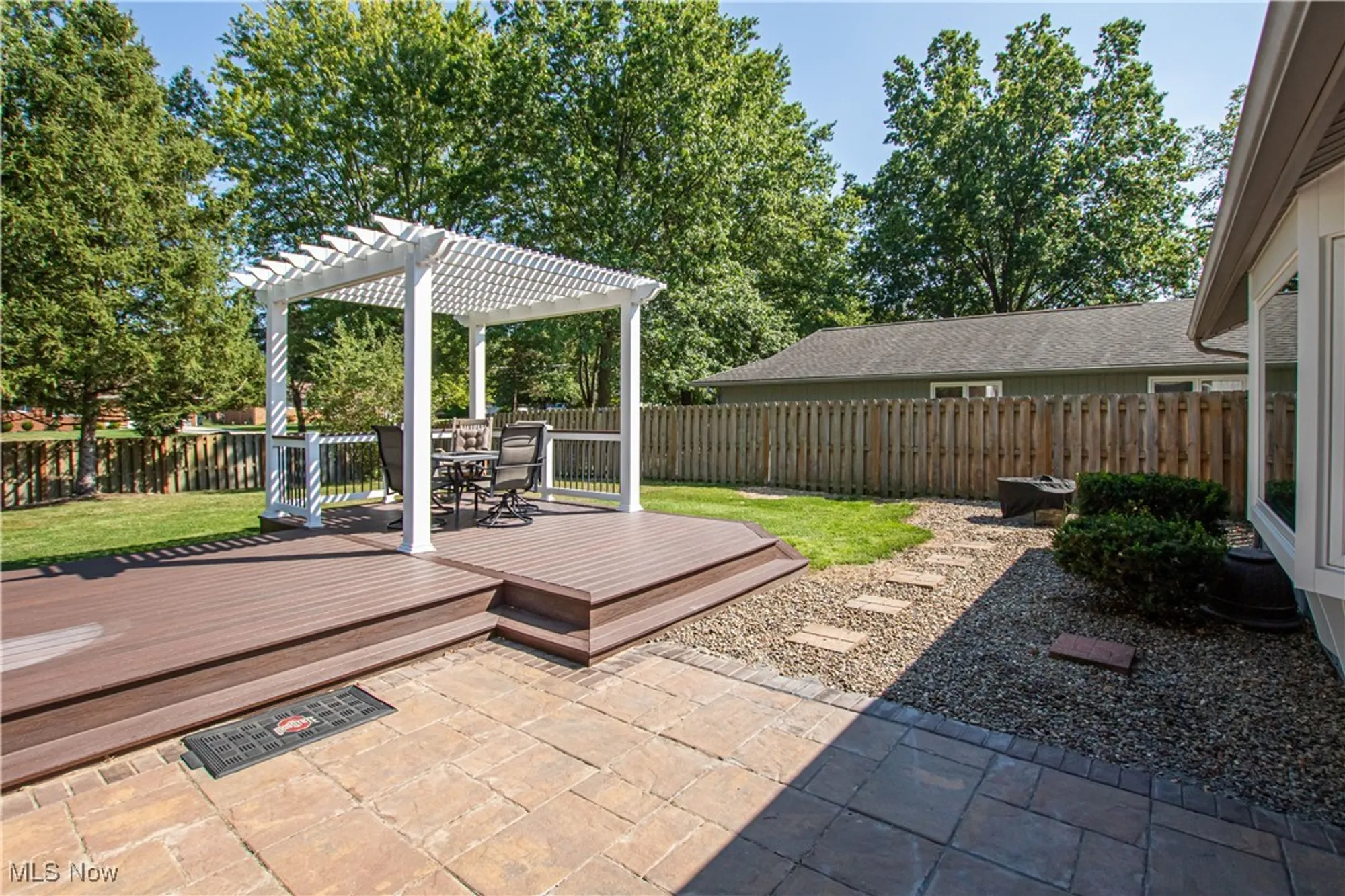 Property Slideshow image 28 of 34 | 9829 plum brook ln, Strongsville, OH, 44149