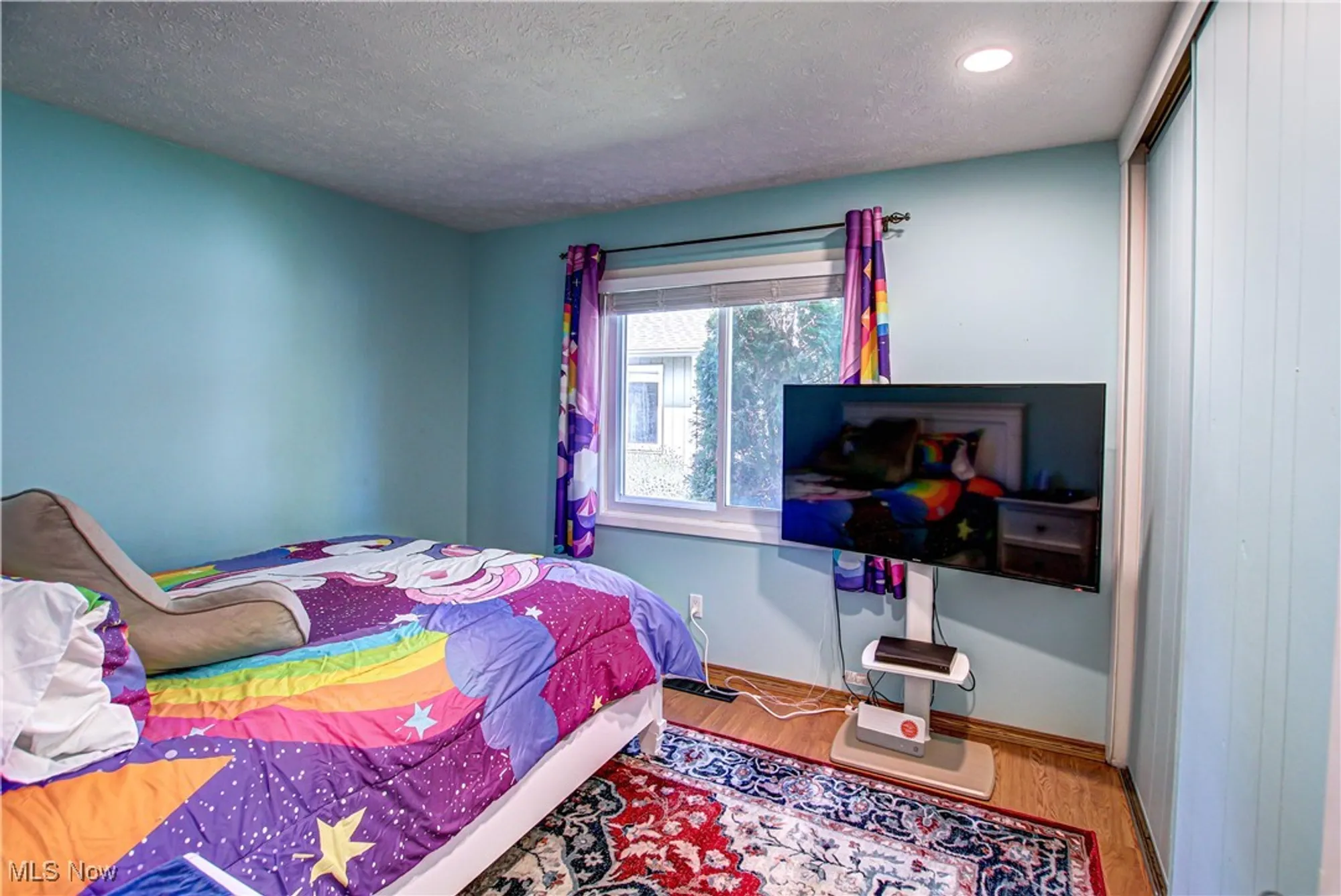 Property Slideshow image 21 of 34 | 9829 plum brook ln, Strongsville, OH, 44149