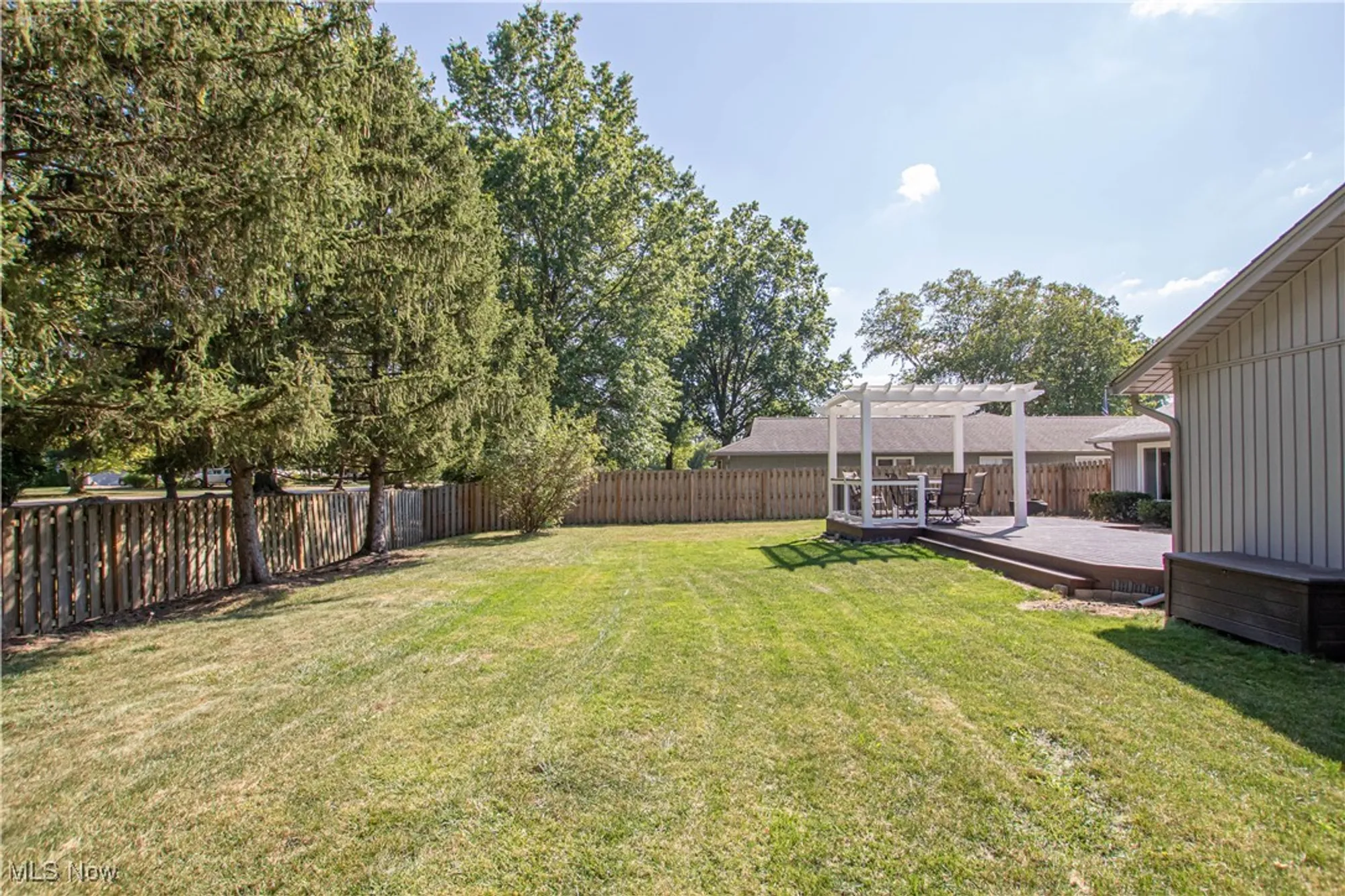 Property Slideshow image 32 of 34 | 9829 plum brook ln, Strongsville, OH, 44149