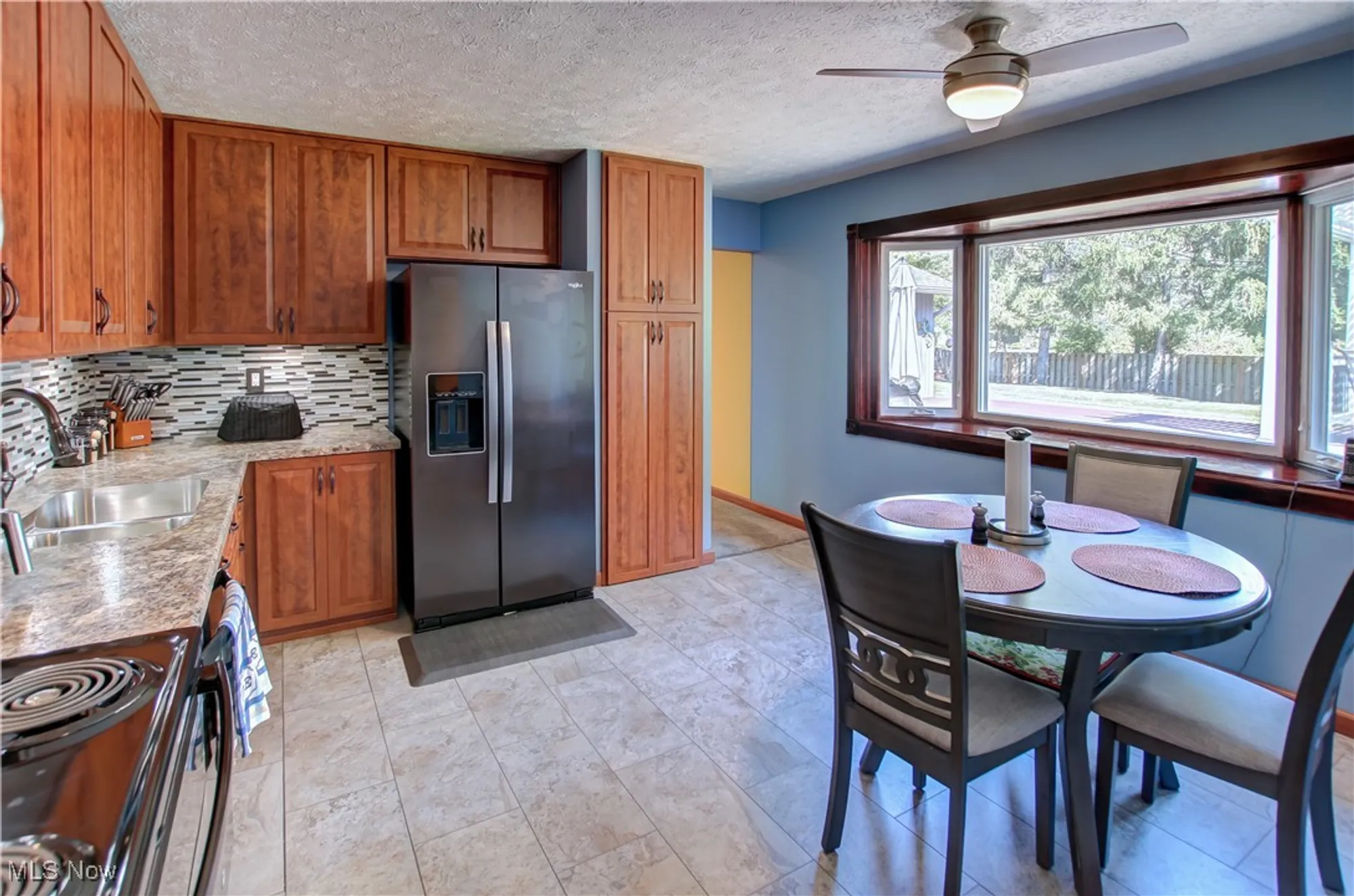 Property Slideshow image 6 of 34 | 9829 plum brook ln, Strongsville, OH, 44149