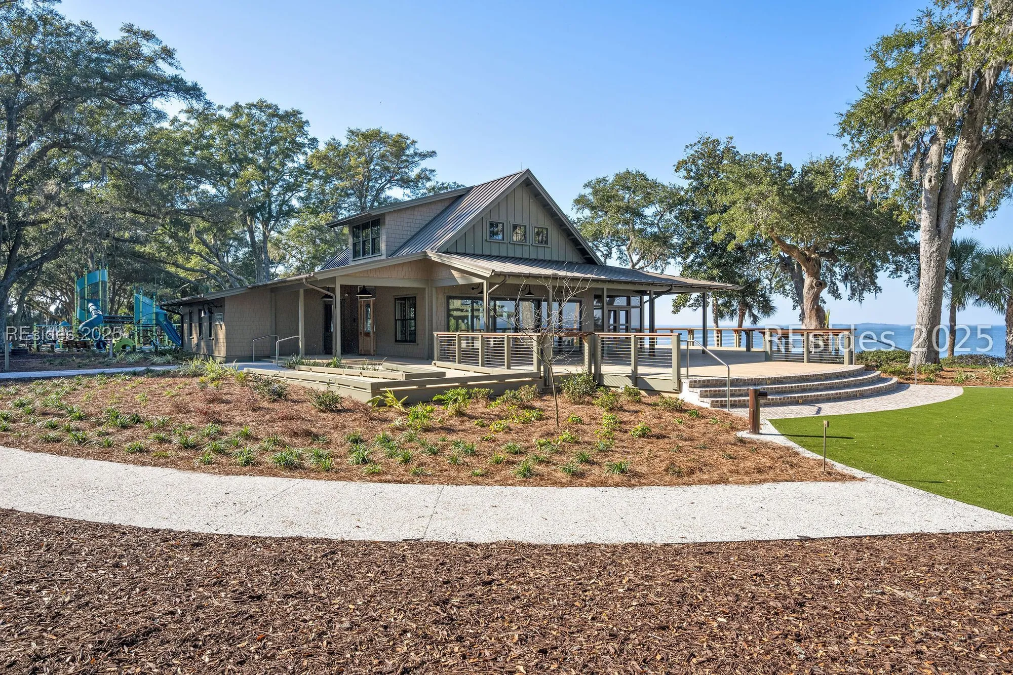 Property Slideshow image 35 of 48 | 20 field sparrow rd, Hilton Head Island, SC, 29926