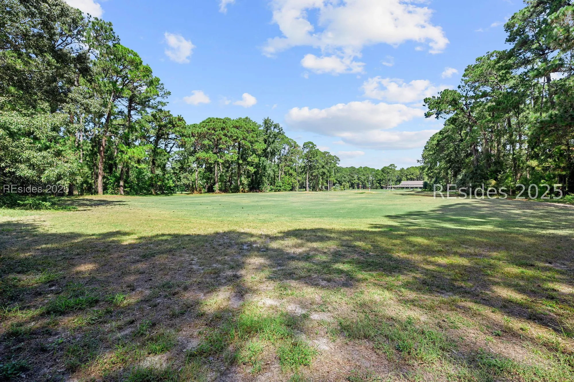 Property Slideshow image 33 of 48 | 20 field sparrow rd, Hilton Head Island, SC, 29926
