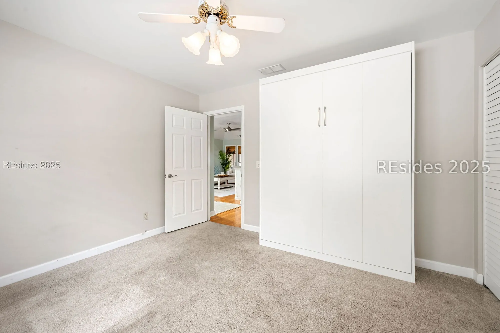 Property Slideshow image 9 of 48 | 20 field sparrow rd, Hilton Head Island, SC, 29926