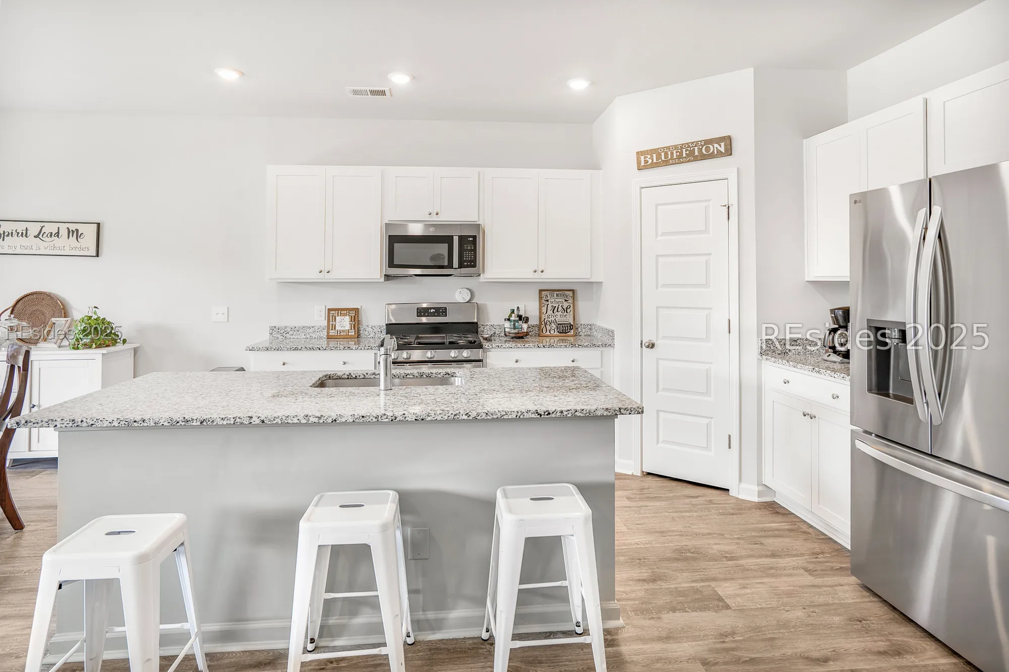 Property Slideshow image 7 of 32 | 335 sweetbay dr, Hardeeville, SC, 29927