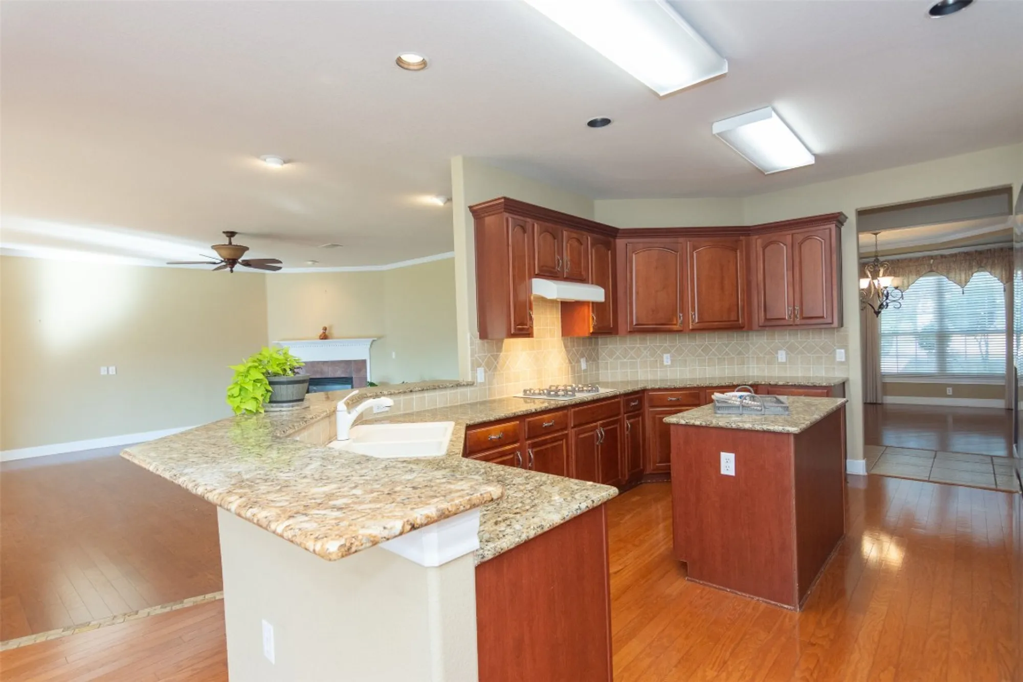 Property Slideshow image 18 of 39 | 110 lampasas pass, Georgetown, TX, 78633