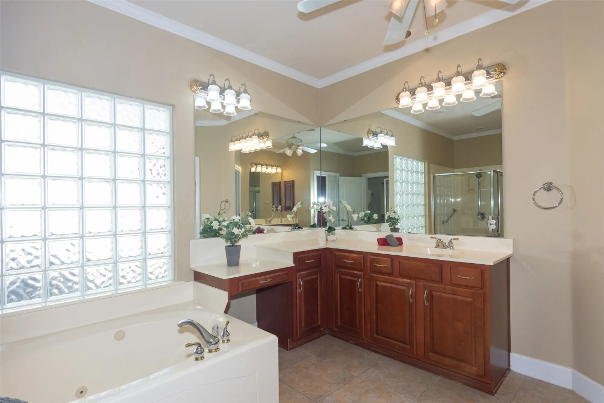 Property Slideshow image 23 of 39 | 110 lampasas pass, Georgetown, TX, 78633