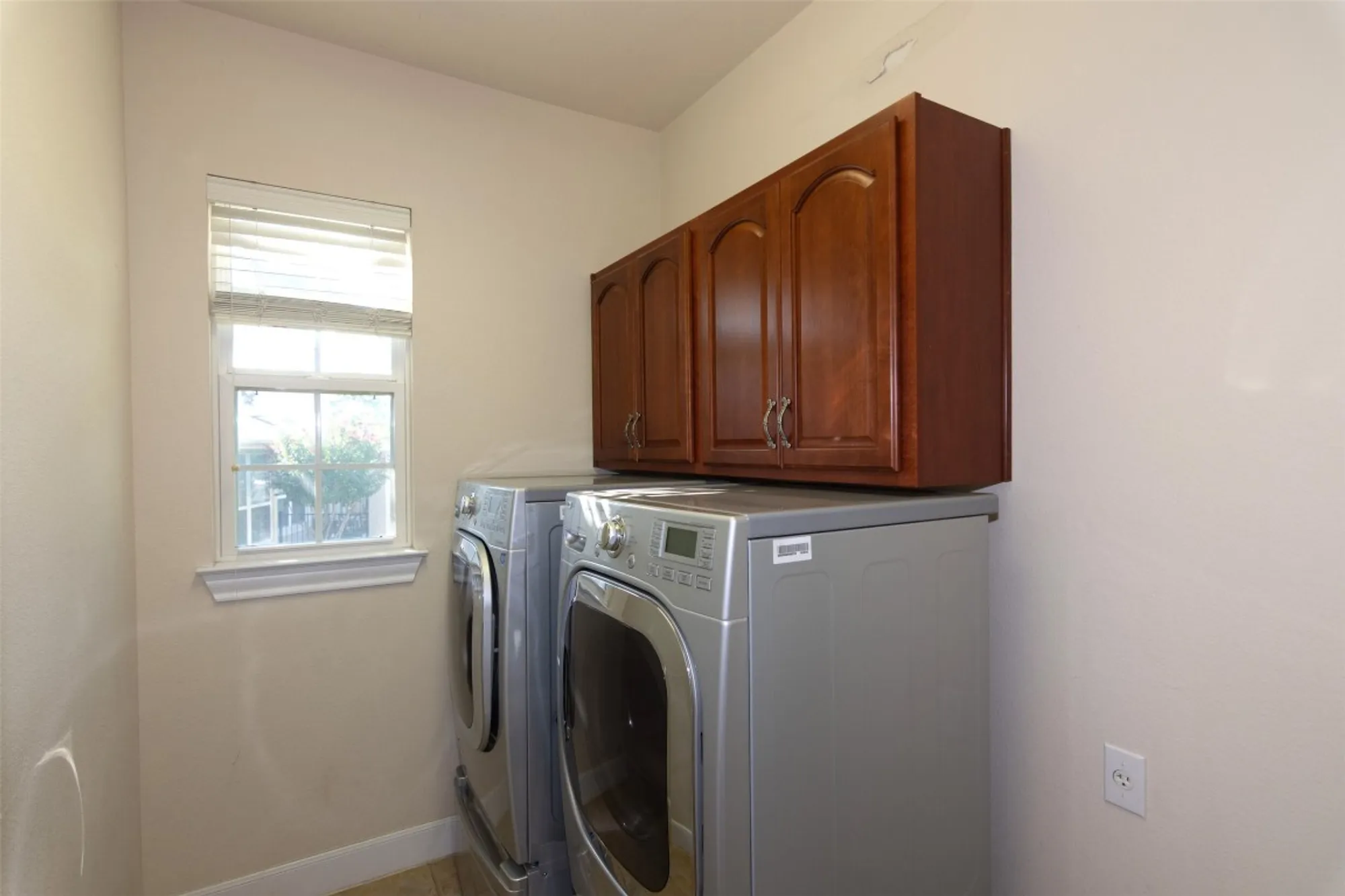 Property Slideshow image 32 of 39 | 110 lampasas pass, Georgetown, TX, 78633