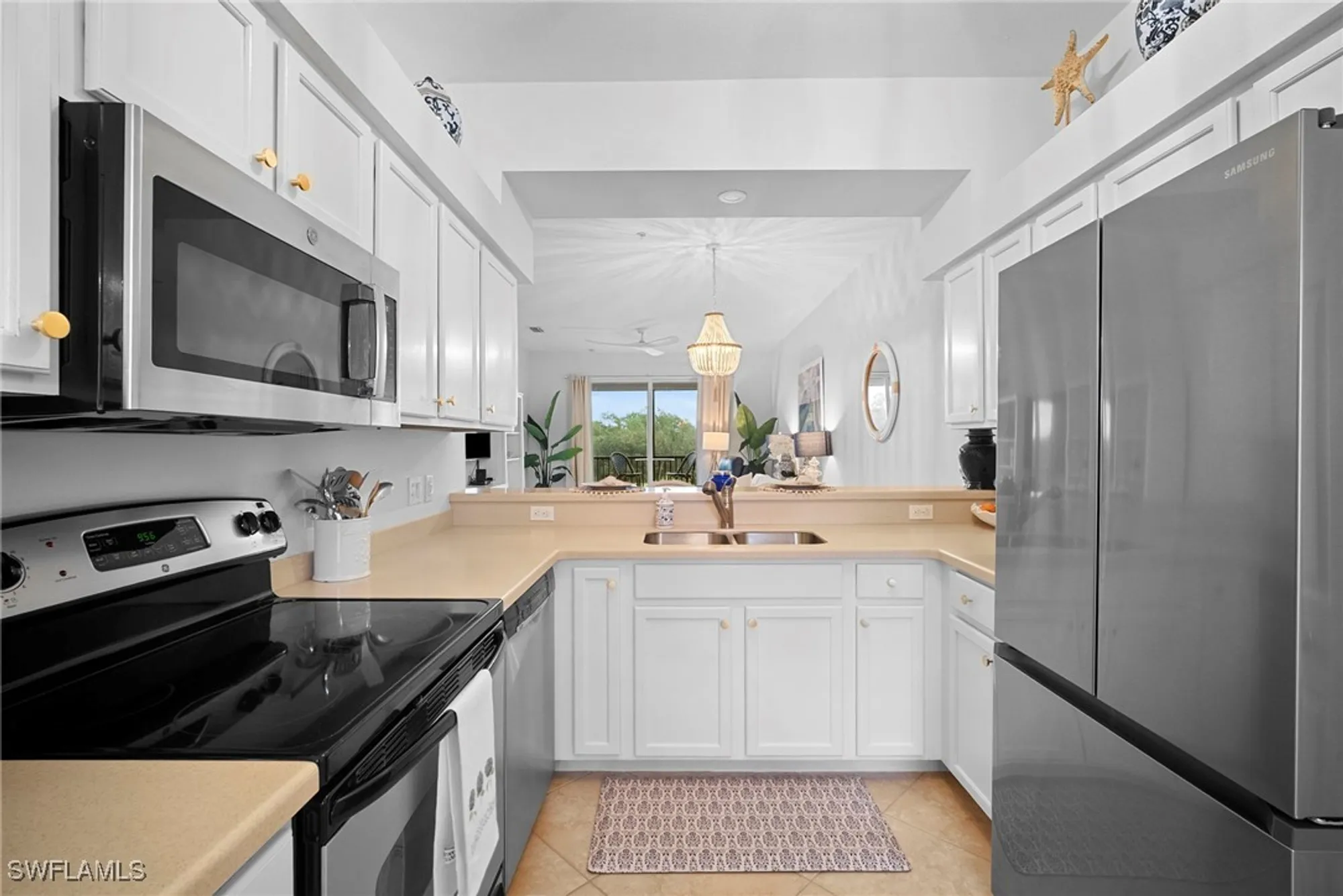 Property Slideshow image 16 of 50 | 10345 heritage bay blvd 2044, Naples, FL, 34120