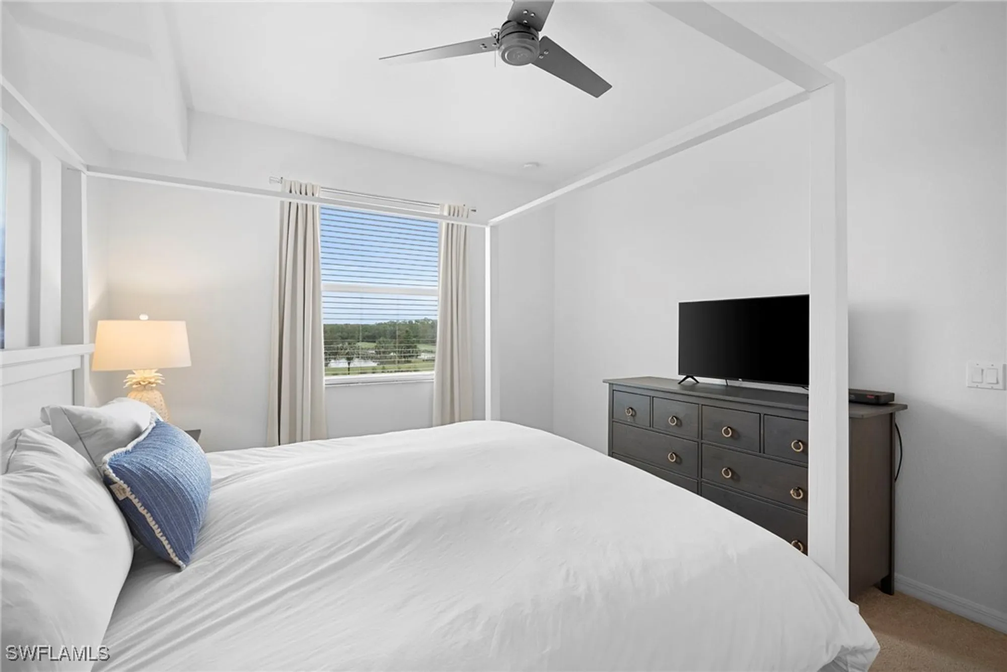 Property Slideshow image 20 of 50 | 10345 heritage bay blvd 2044, Naples, FL, 34120