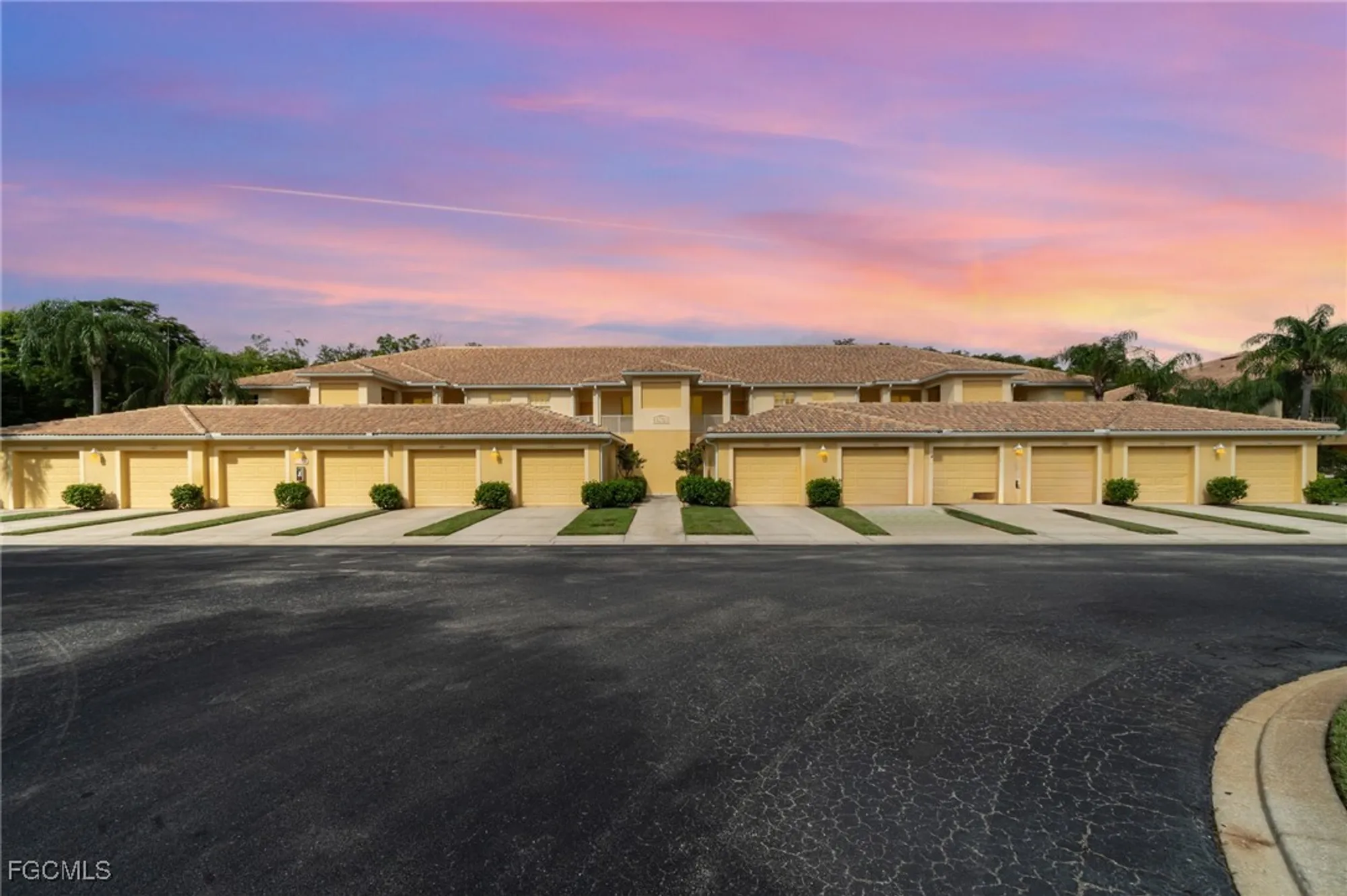 Property Slideshow image 26 of 37 | 19470 cromwell ct apt 204, Fort Myers, FL, 33912