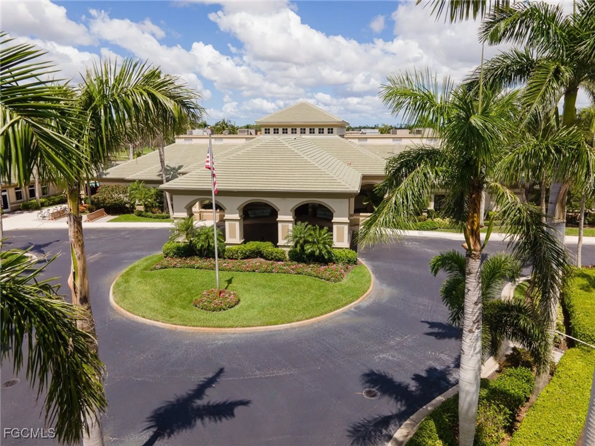 Property Slideshow image 28 of 37 | 19470 cromwell ct apt 204, Fort Myers, FL, 33912