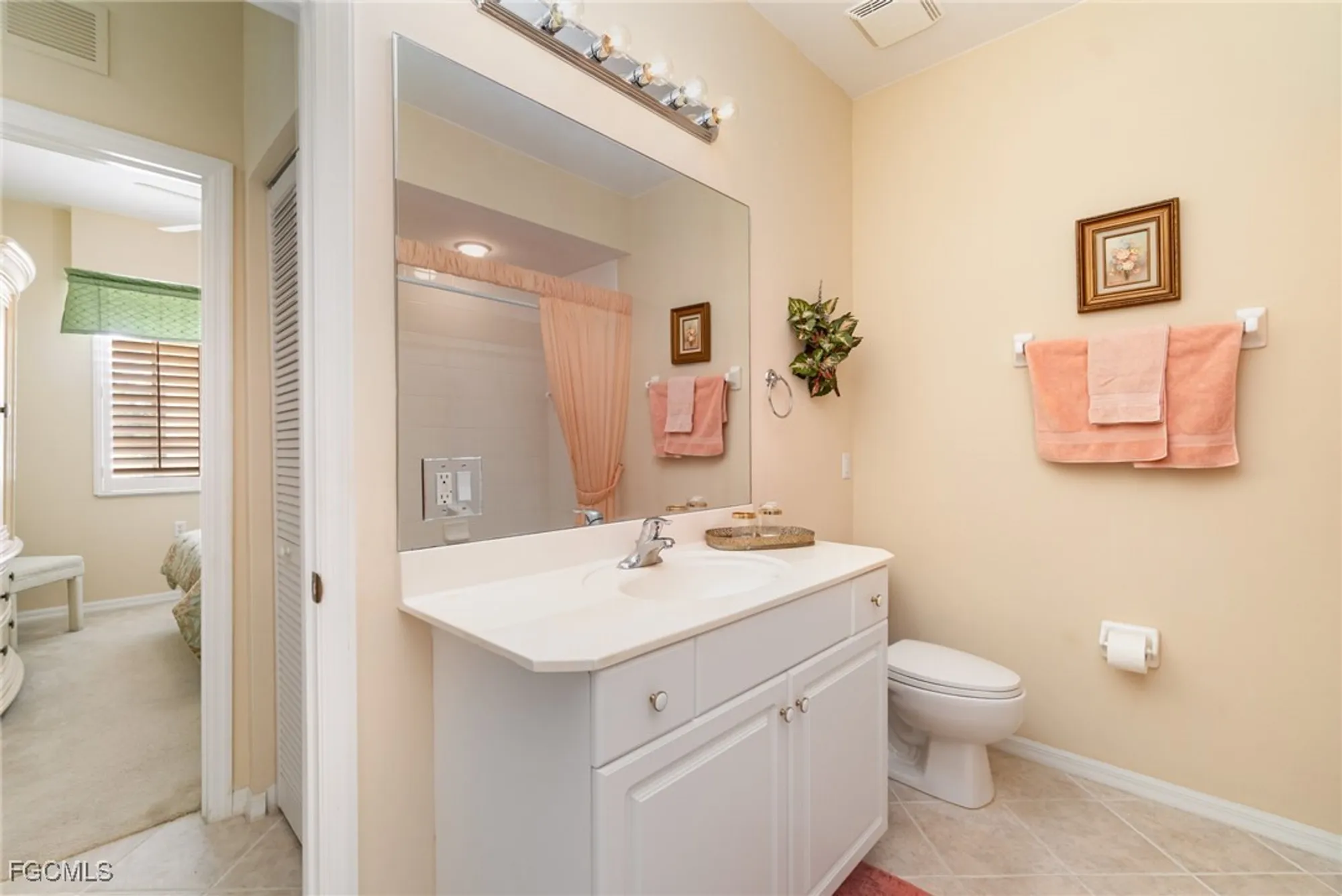 Property Slideshow image 22 of 37 | 19470 cromwell ct apt 204, Fort Myers, FL, 33912