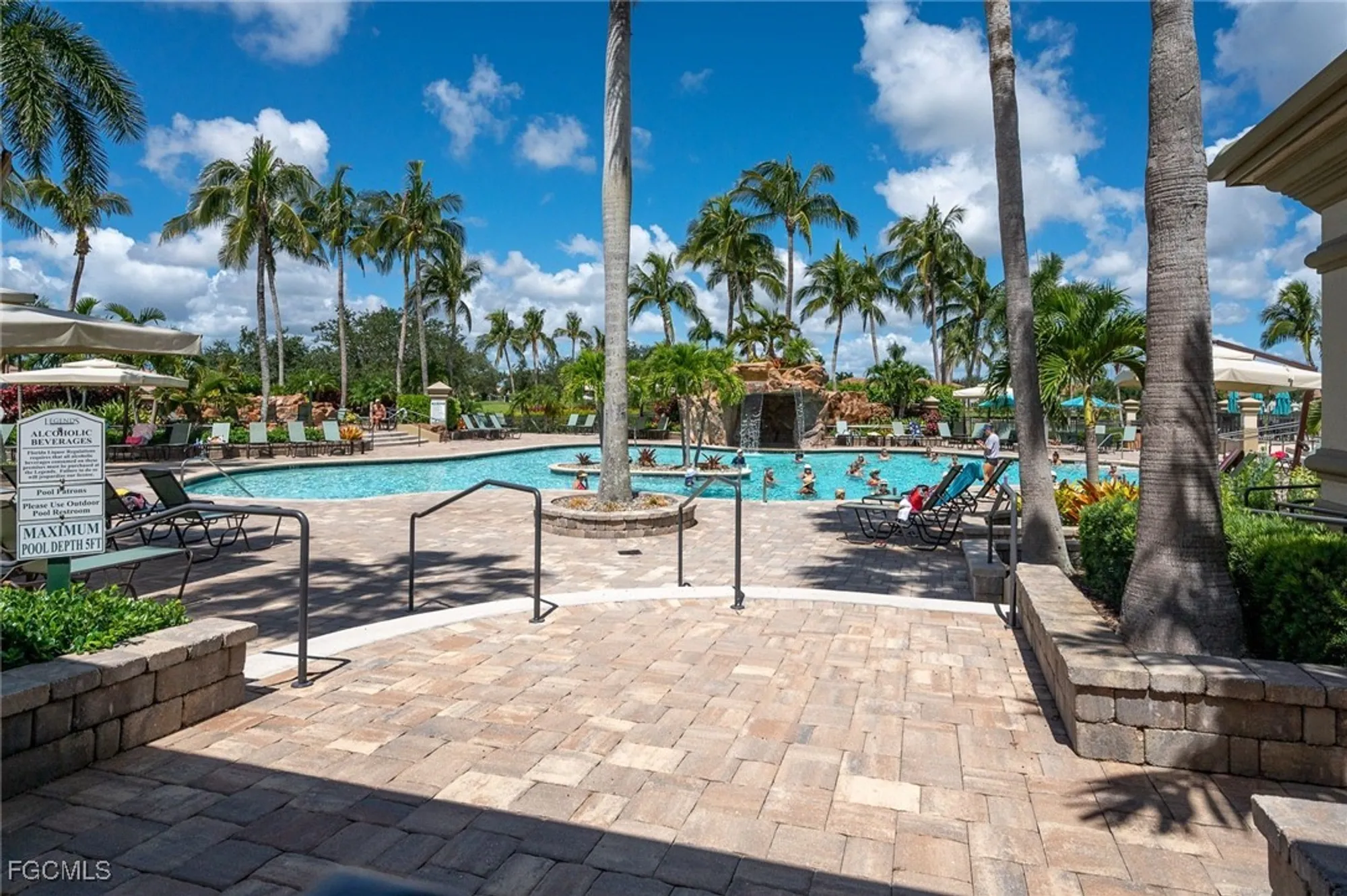 Property Slideshow image 34 of 37 | 19470 cromwell ct apt 204, Fort Myers, FL, 33912