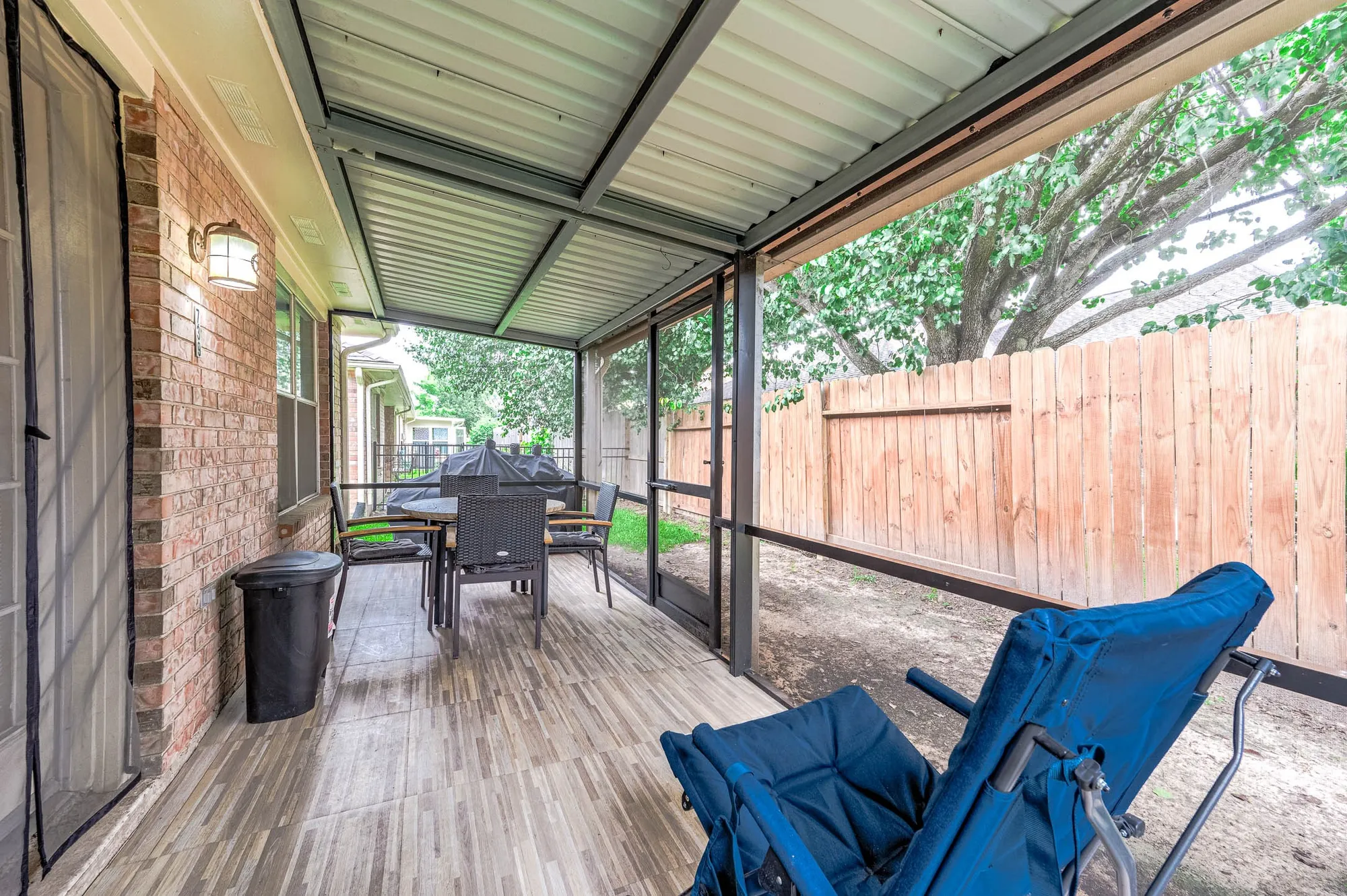 Property Slideshow image 24 of 36 | 739 apple blossom dr, Pearland, TX, 77584