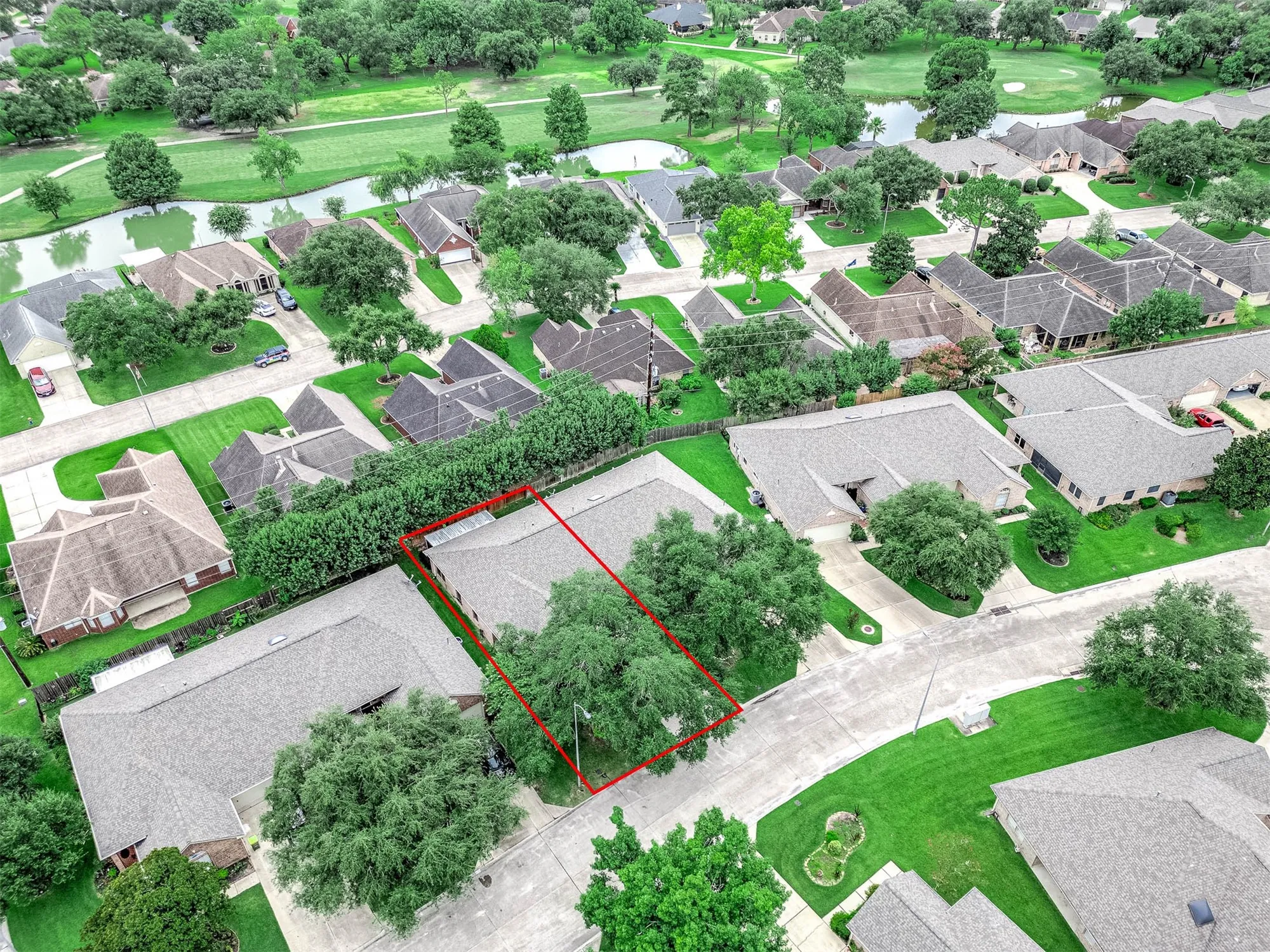 Property Slideshow image 27 of 36 | 739 apple blossom dr, Pearland, TX, 77584