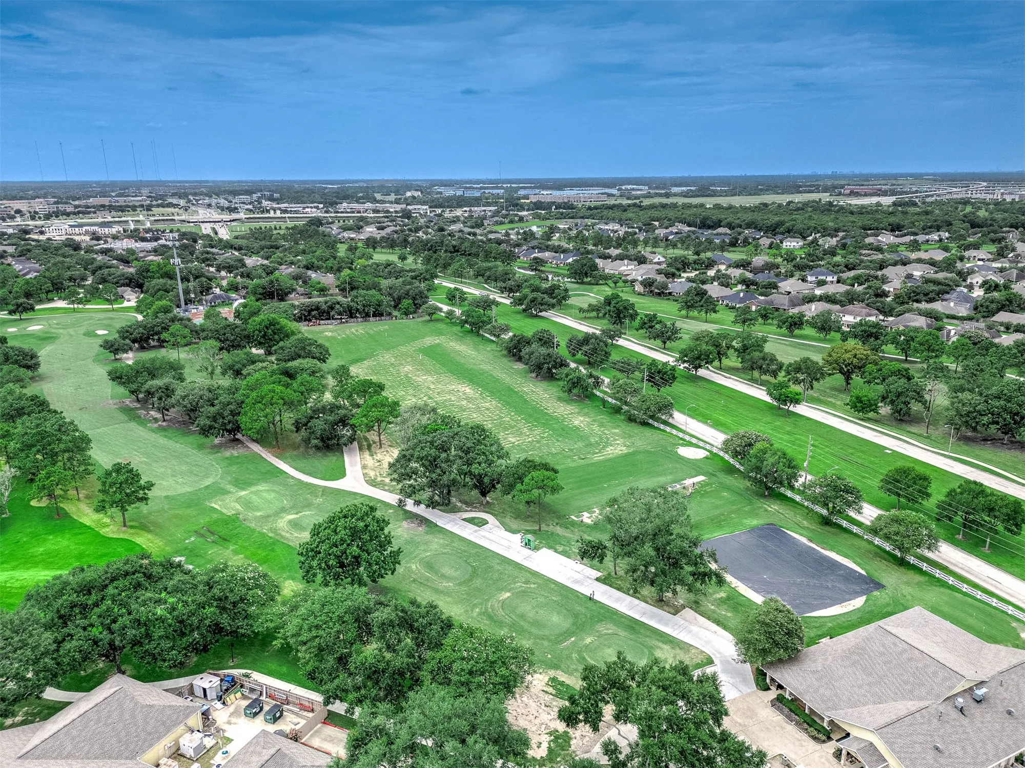 Property Slideshow image 36 of 36 | 739 apple blossom dr, Pearland, TX, 77584