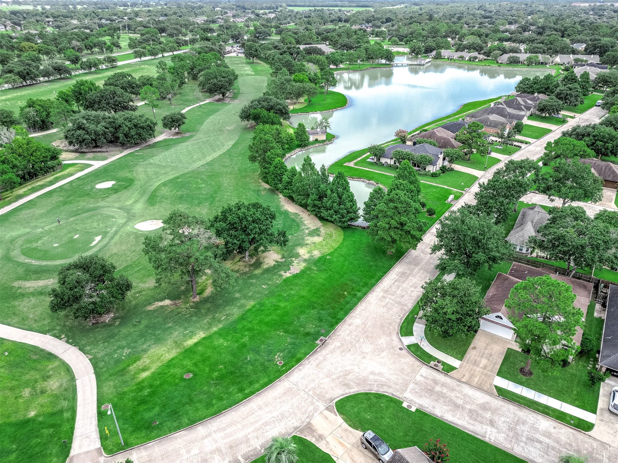 Property Slideshow image 30 of 36 | 739 apple blossom dr, Pearland, TX, 77584