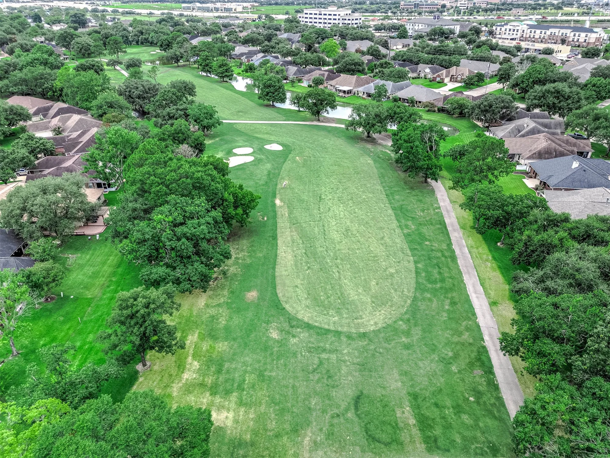 Property Slideshow image 31 of 36 | 739 apple blossom dr, Pearland, TX, 77584