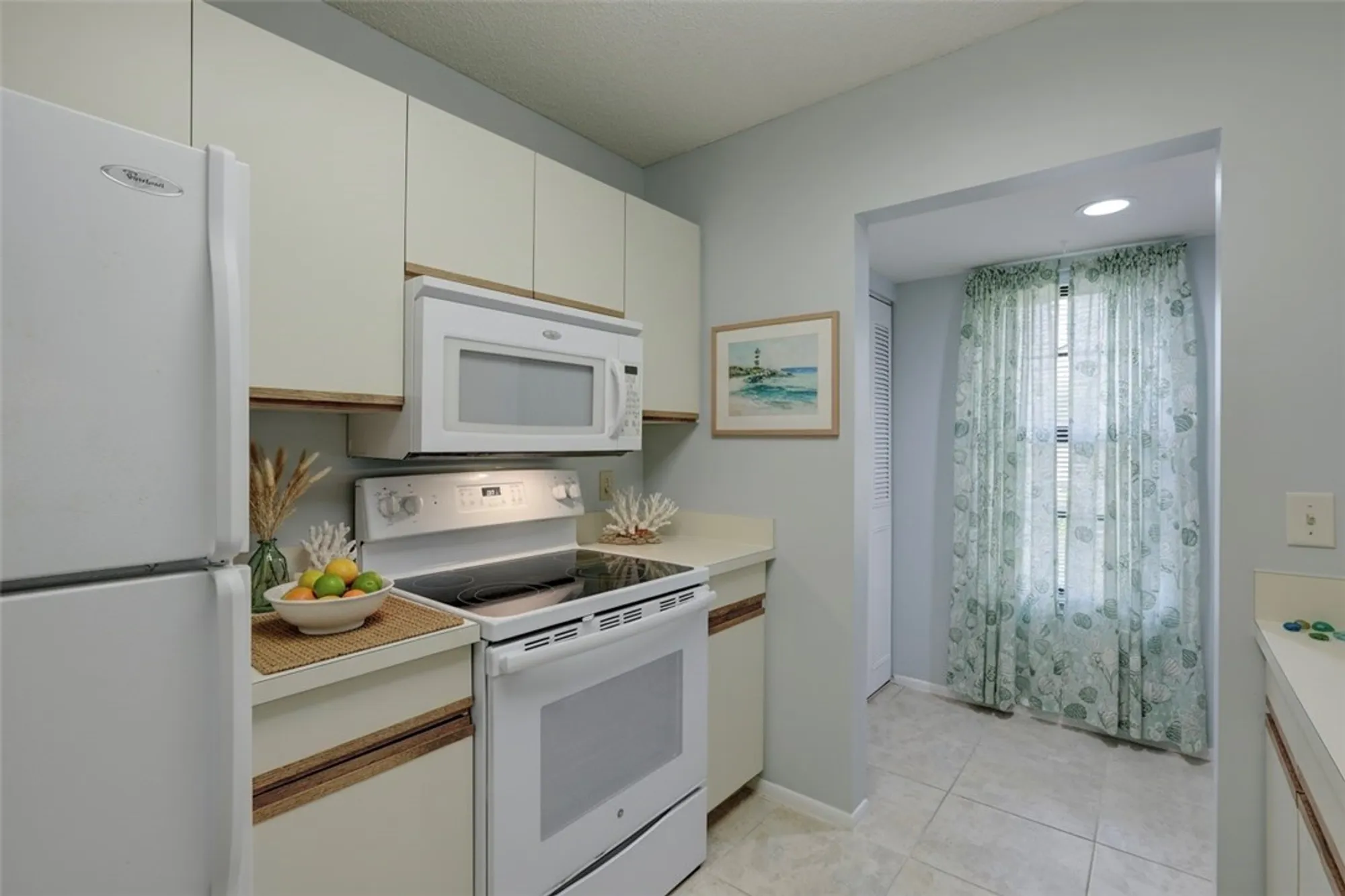 Property Slideshow image 17 of 36 | 14 plantation dr apt 103, Vero Beach, FL, 32966