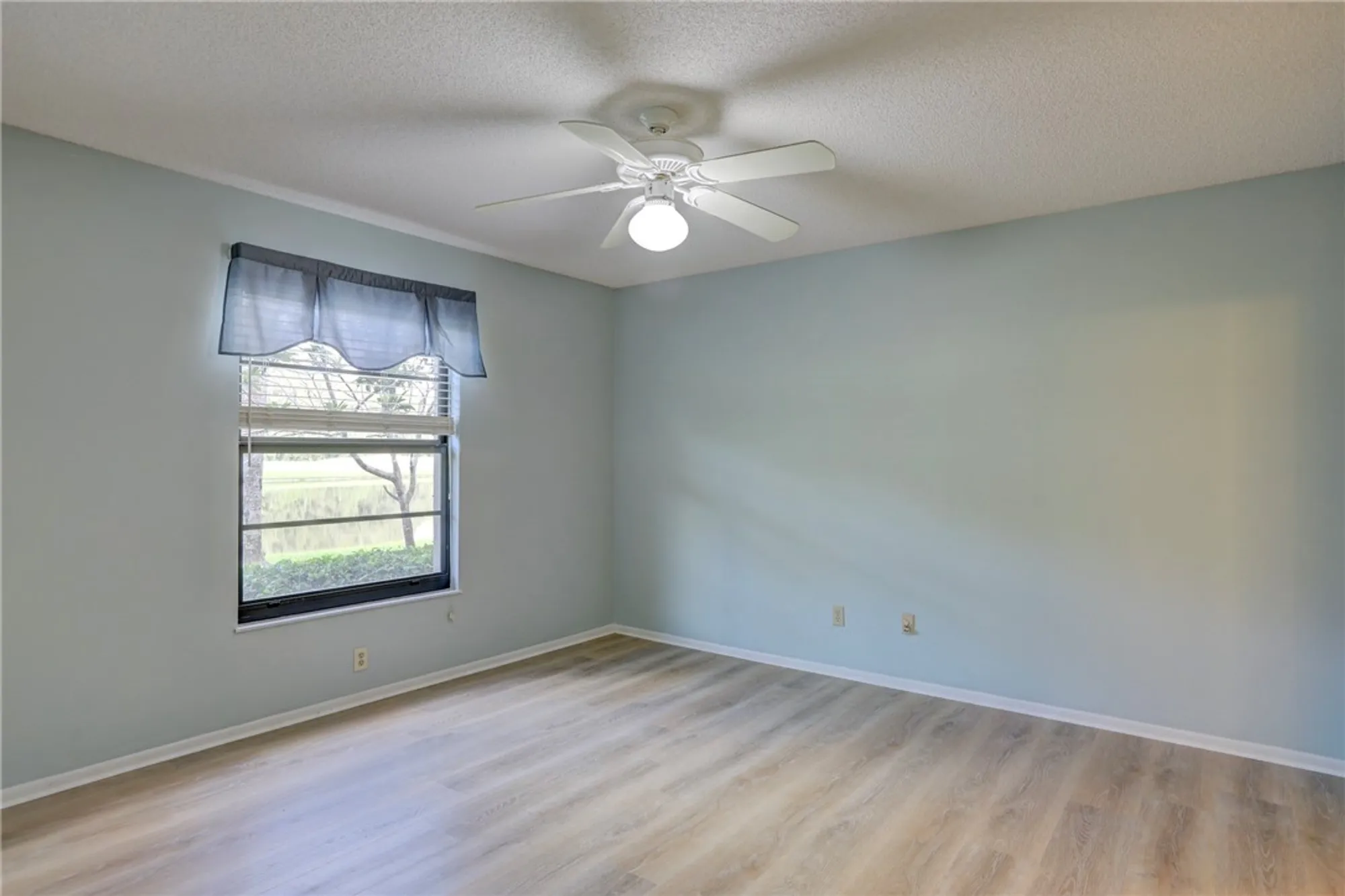 Property Slideshow image 22 of 36 | 14 plantation dr apt 103, Vero Beach, FL, 32966