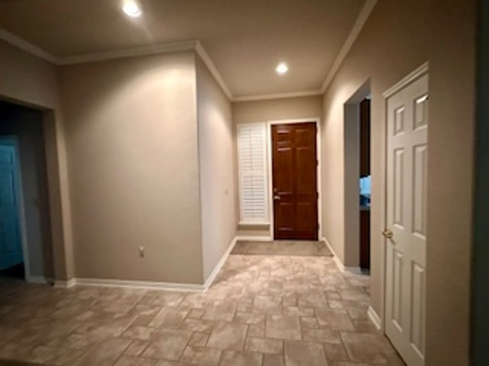 Property Slideshow image 15 of 24 | 108 egret cv, Georgetown, TX, 78633