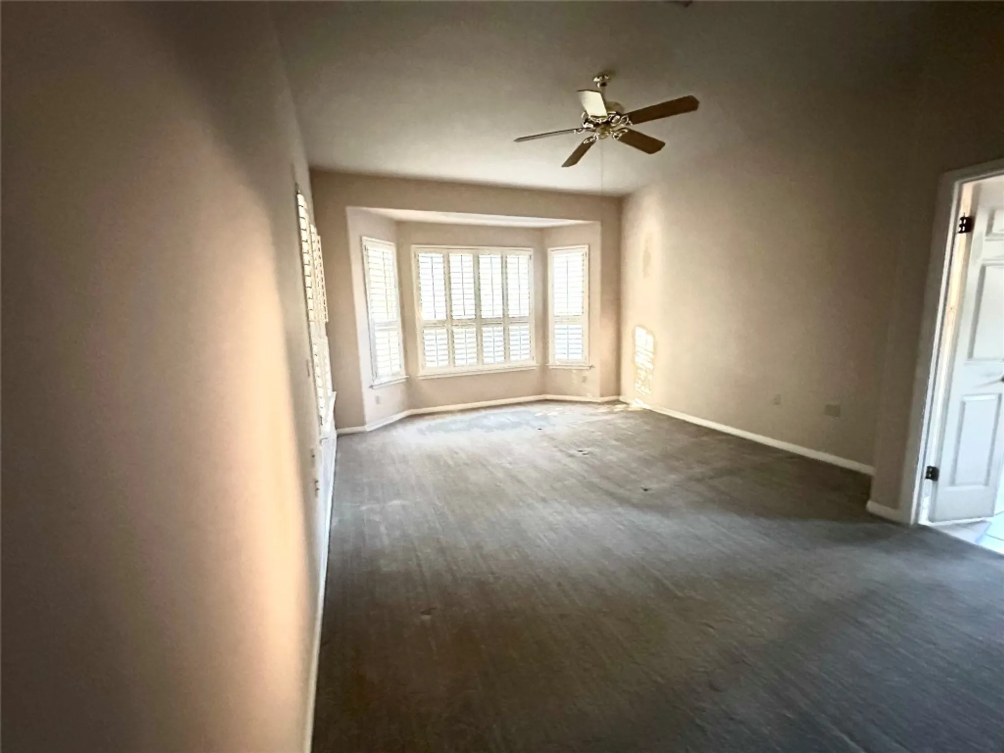 Property Slideshow image 16 of 24 | 108 egret cv, Georgetown, TX, 78633