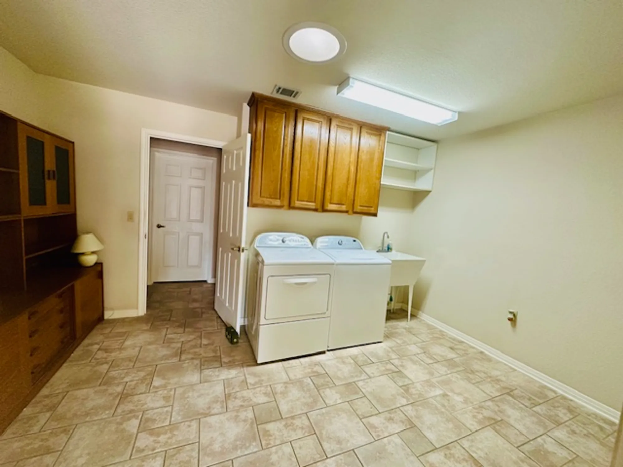 Property Slideshow image 20 of 24 | 108 egret cv, Georgetown, TX, 78633