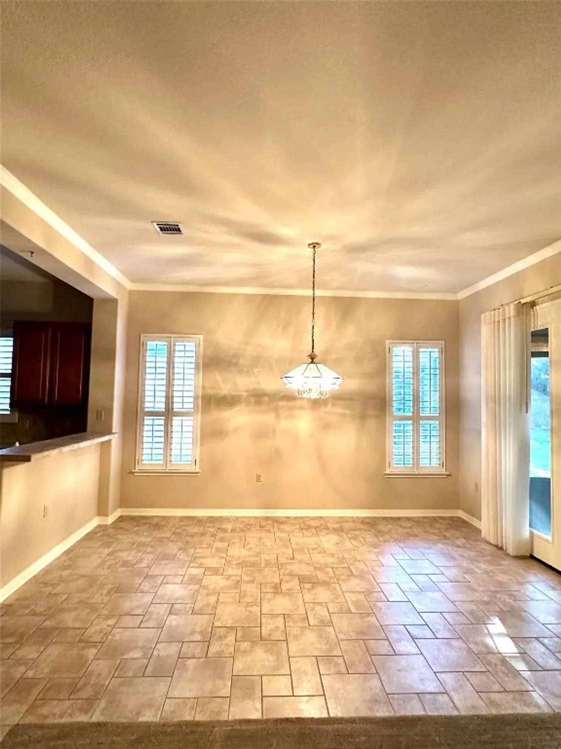 Property Slideshow image 5 of 24 | 108 egret cv, Georgetown, TX, 78633