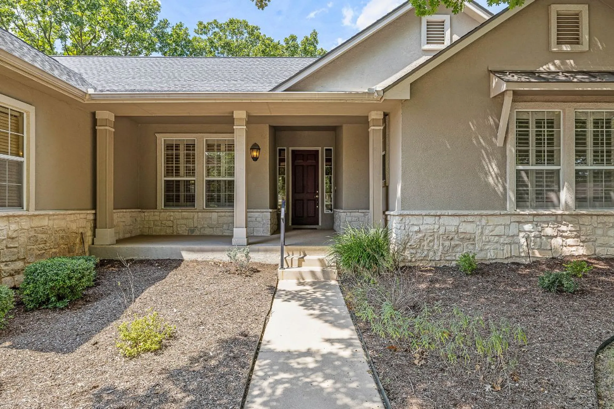 Property Slideshow image 24 of 29 | 196 whispering wind dr, Georgetown, TX, 78633