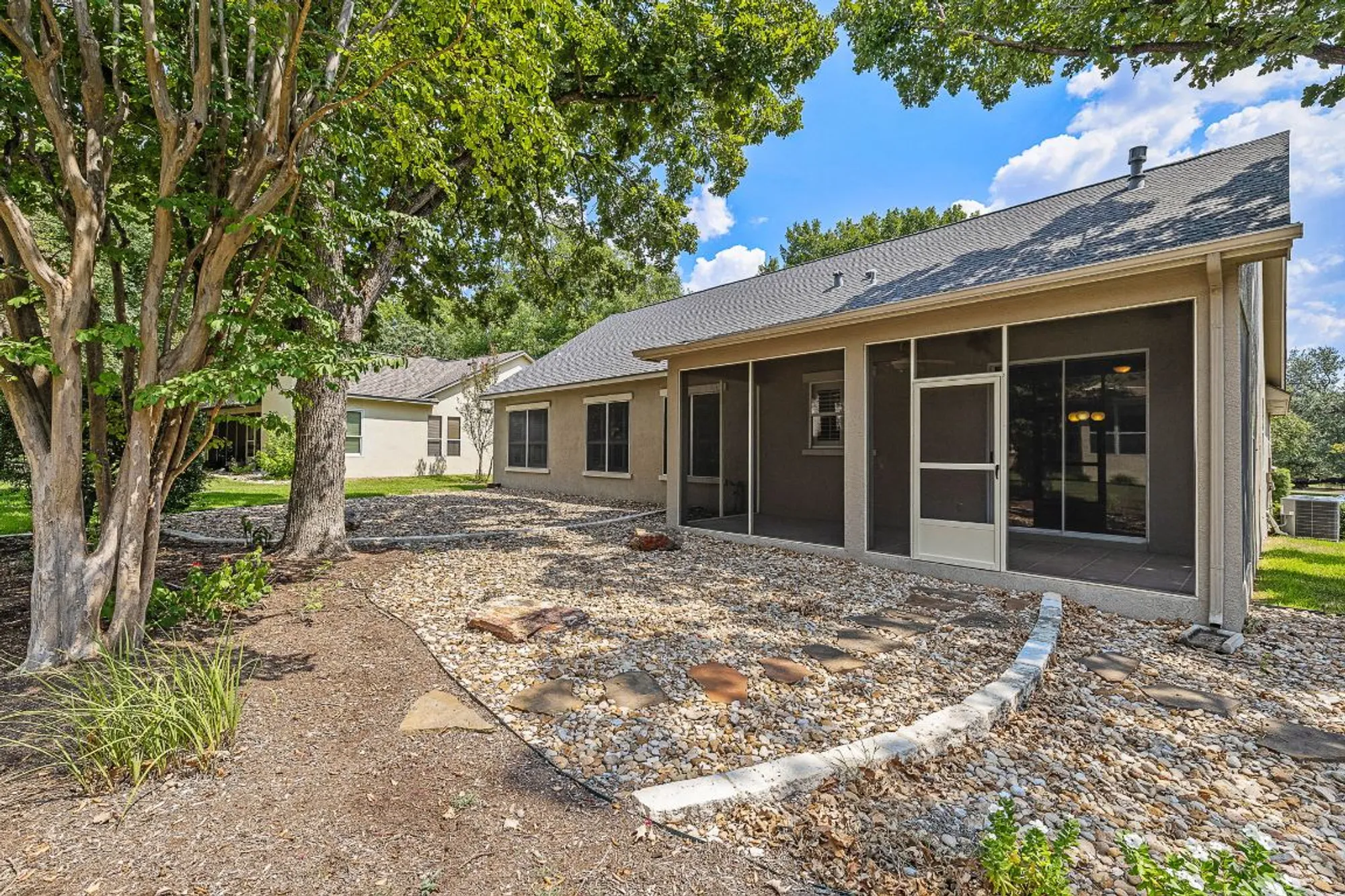 Property Slideshow image 26 of 29 | 196 whispering wind dr, Georgetown, TX, 78633