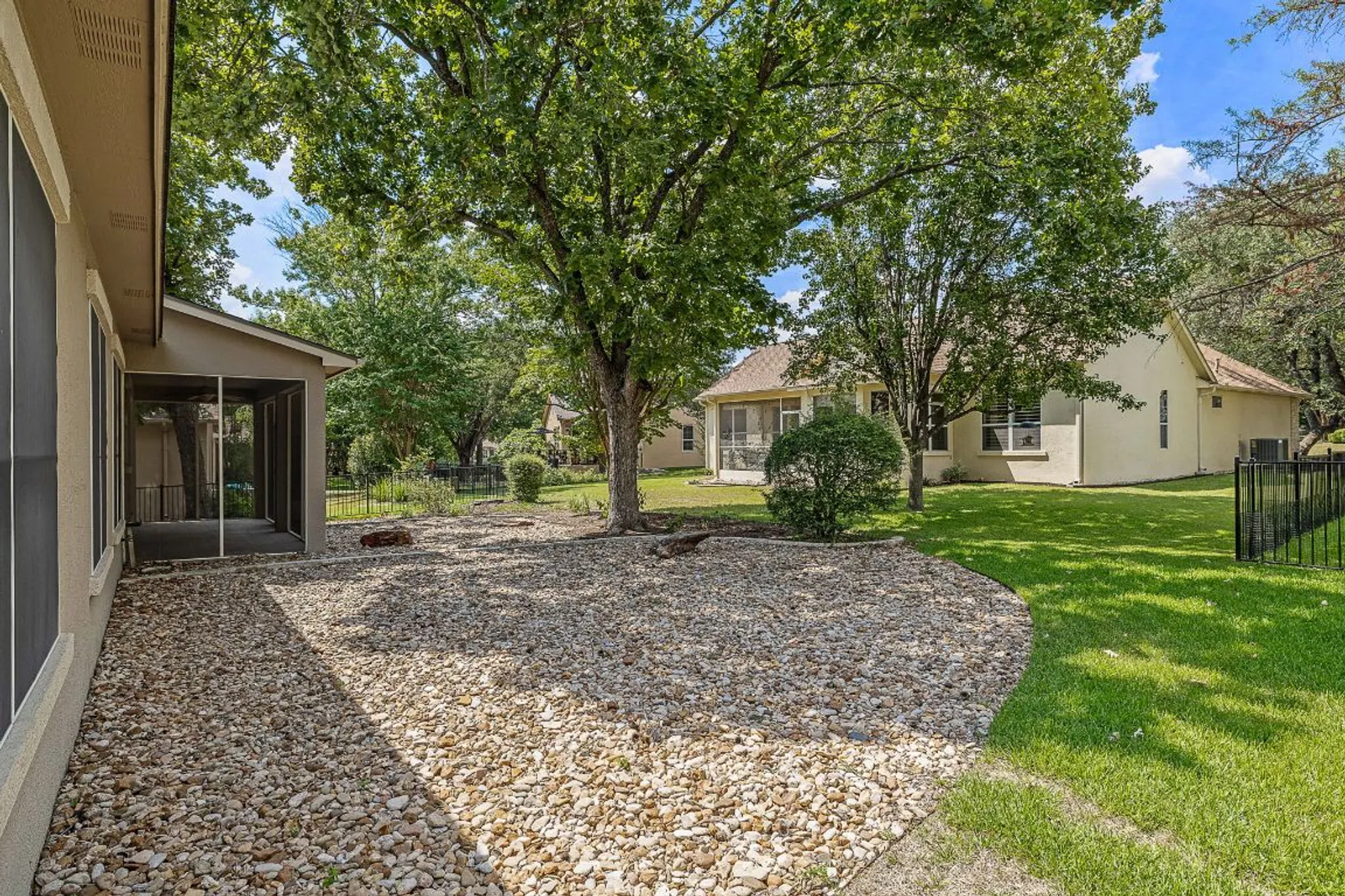 Property Slideshow image 28 of 29 | 196 whispering wind dr, Georgetown, TX, 78633