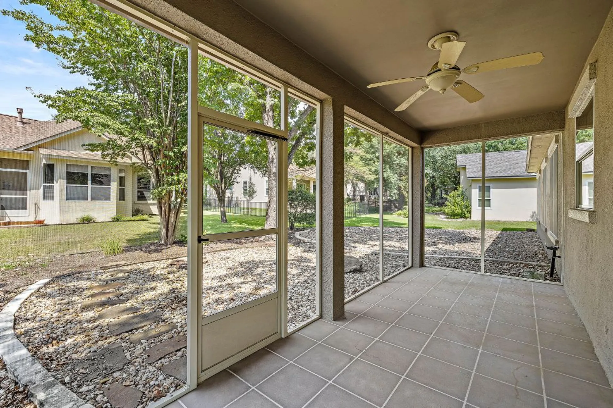 Property Slideshow image 23 of 29 | 196 whispering wind dr, Georgetown, TX, 78633