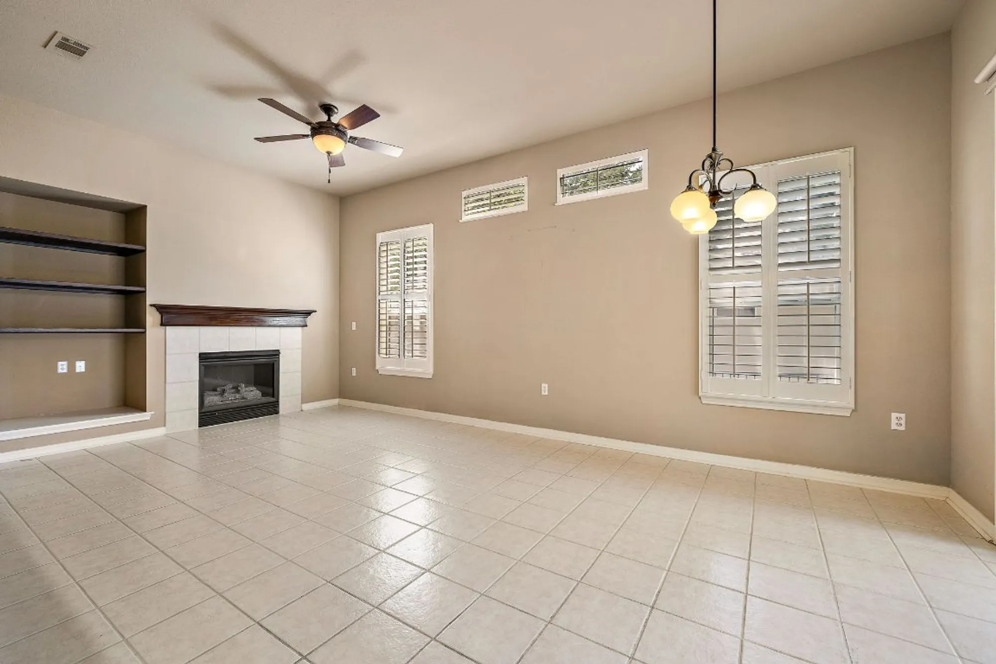 Property Slideshow image 6 of 29 | 196 whispering wind dr, Georgetown, TX, 78633