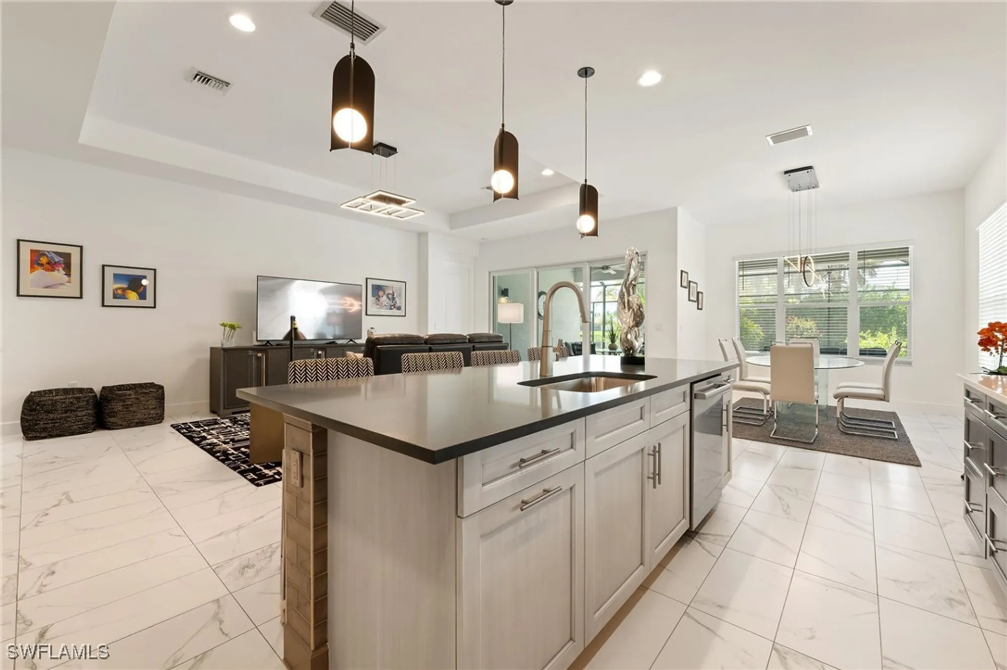 Property Slideshow image 14 of 50 | 11488 coronado way, Naples, FL, 34120