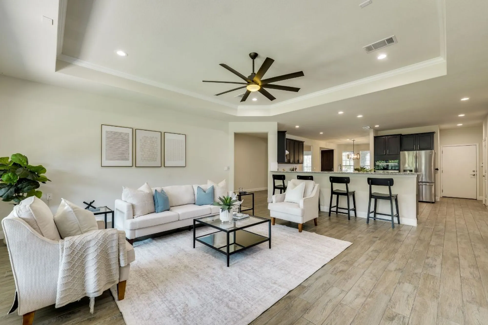 Property Slideshow image 18 of 40 | 705 holiday creek ln, Georgetown, TX, 78633