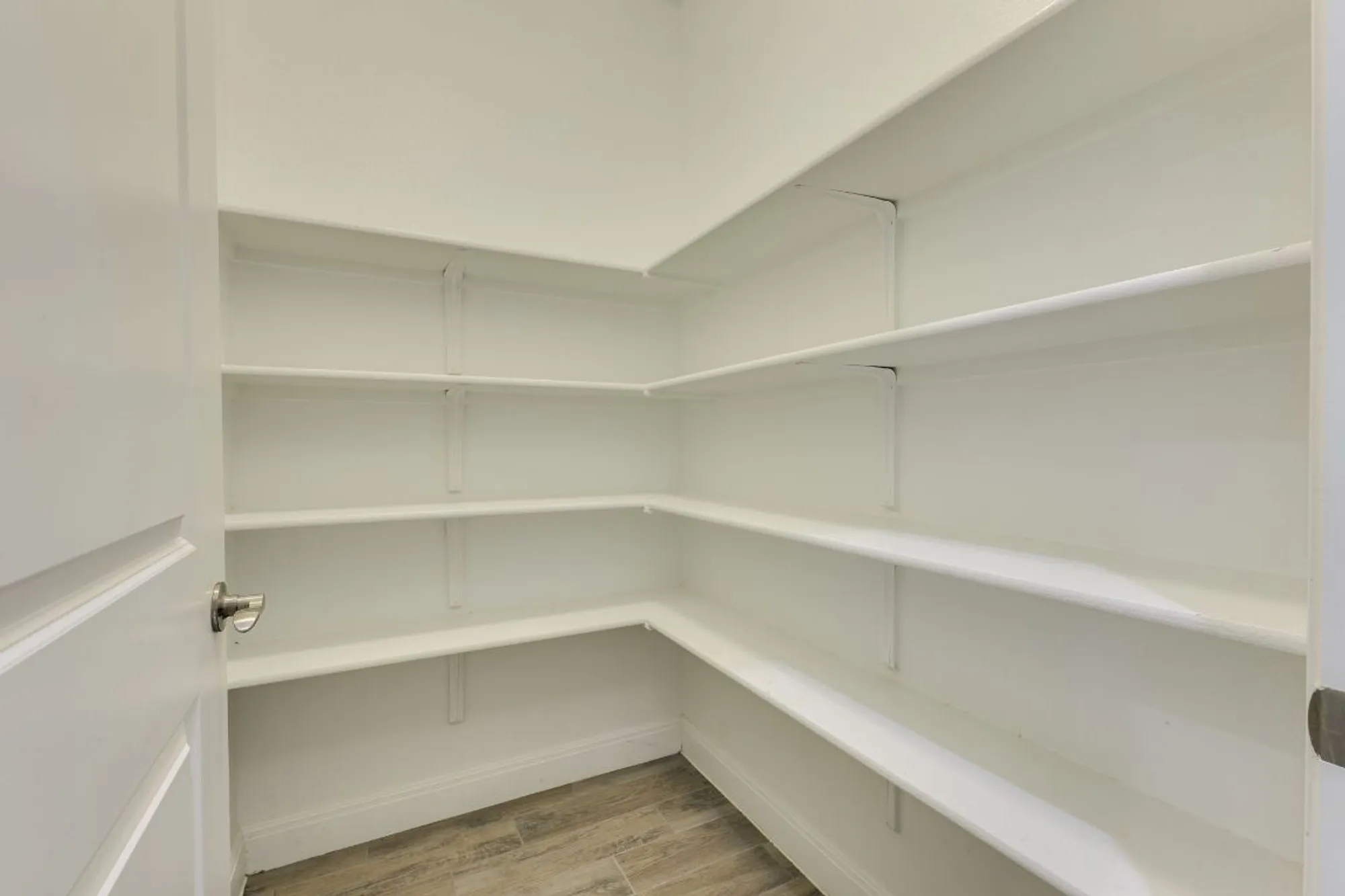 Property Slideshow image 10 of 40 | 705 holiday creek ln, Georgetown, TX, 78633