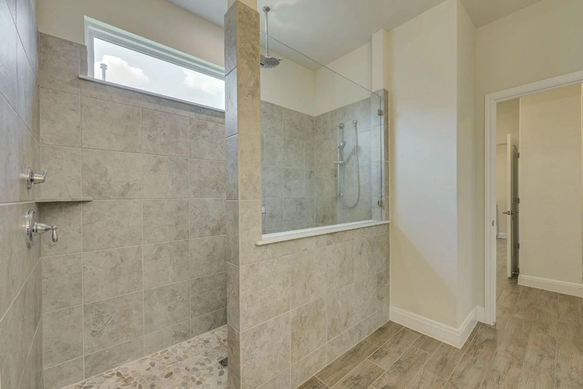 Property Slideshow image 26 of 40 | 705 holiday creek ln, Georgetown, TX, 78633