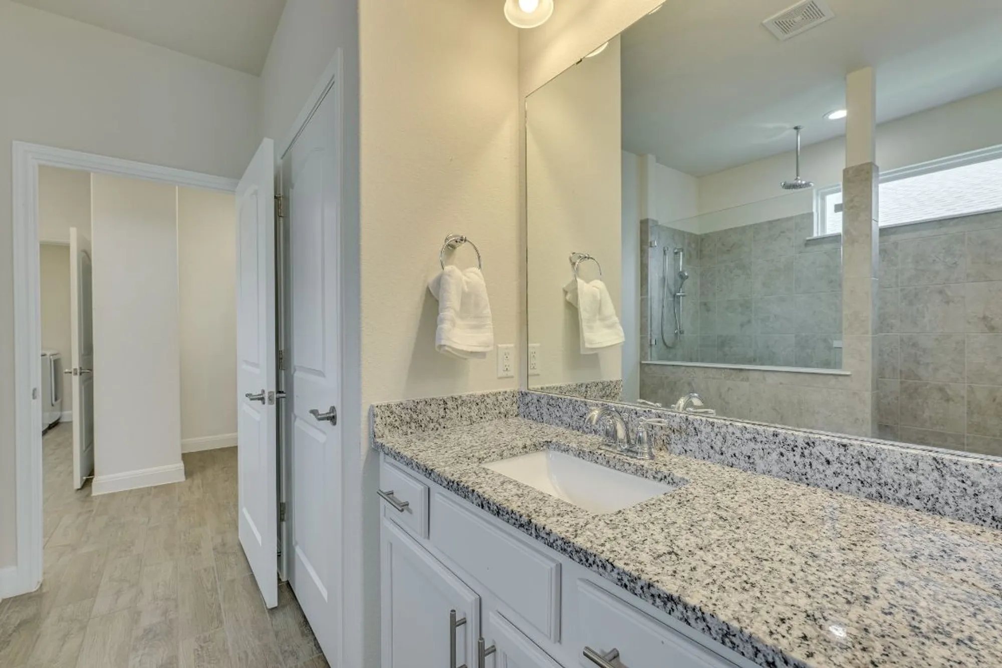 Property Slideshow image 27 of 40 | 705 holiday creek ln, Georgetown, TX, 78633