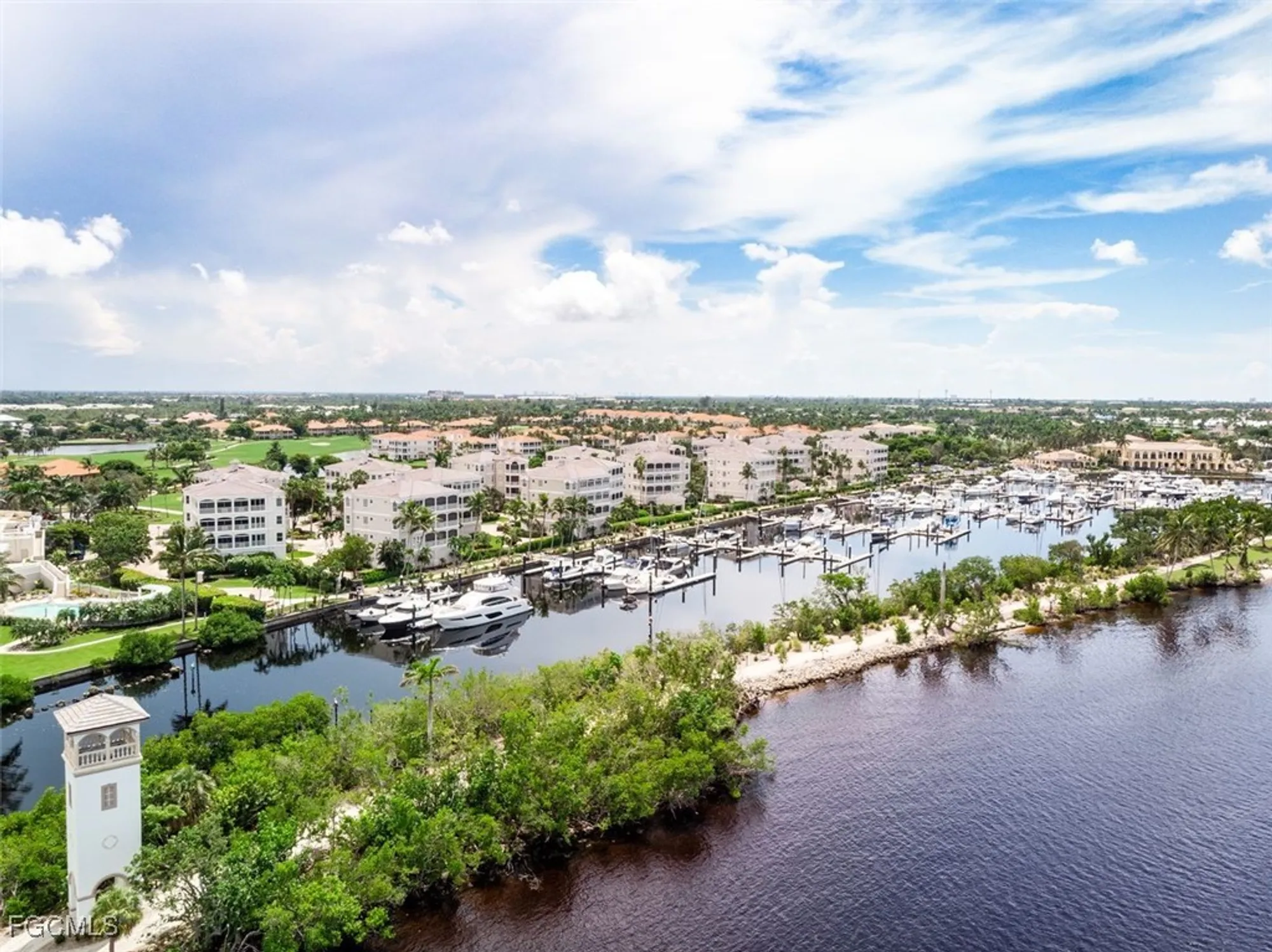 Property Slideshow image 4 of 50 | 14250 royal harbour ct 817, Fort Myers, FL, 33908