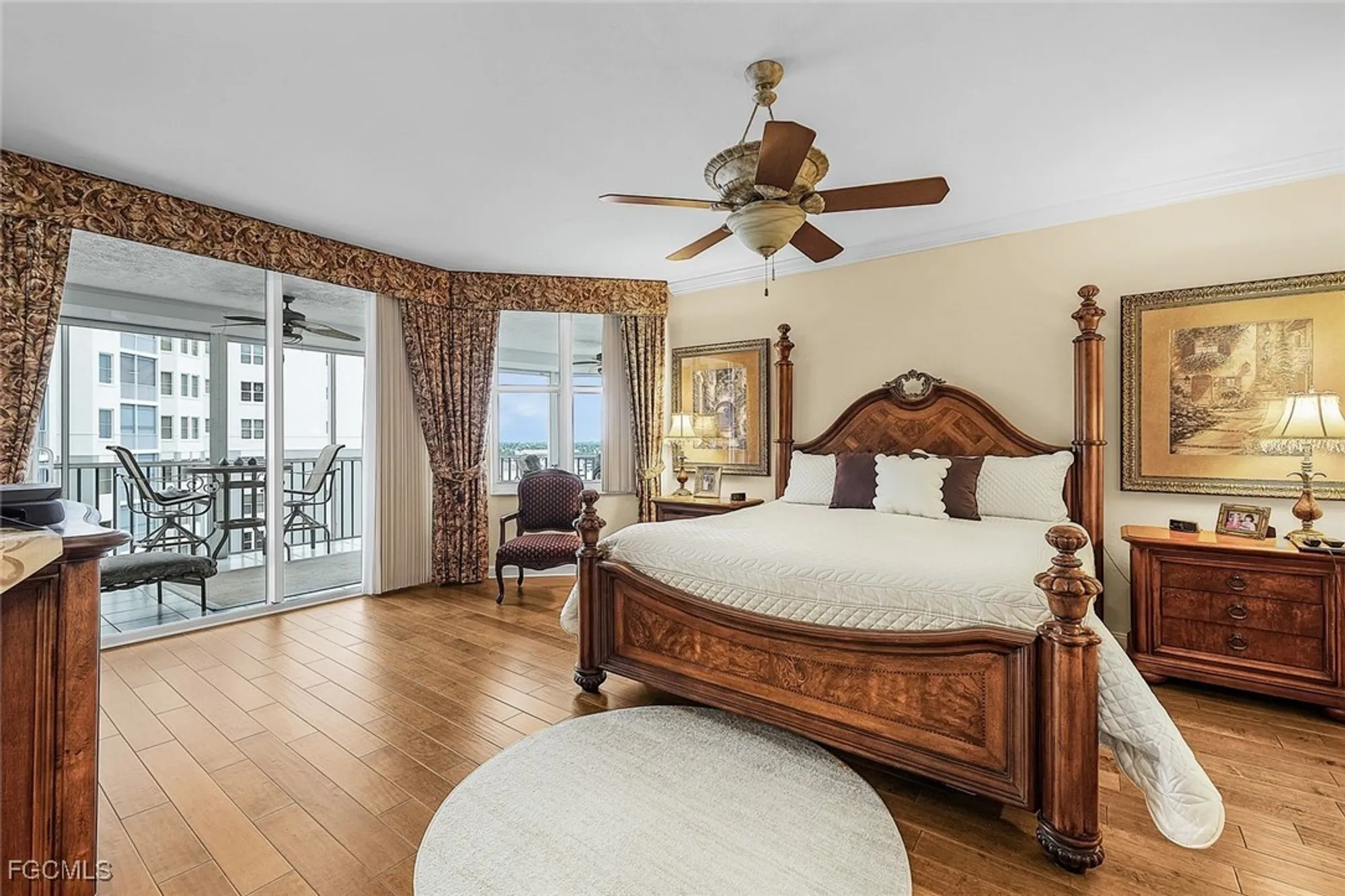 Property Slideshow image 41 of 50 | 14250 royal harbour ct 817, Fort Myers, FL, 33908
